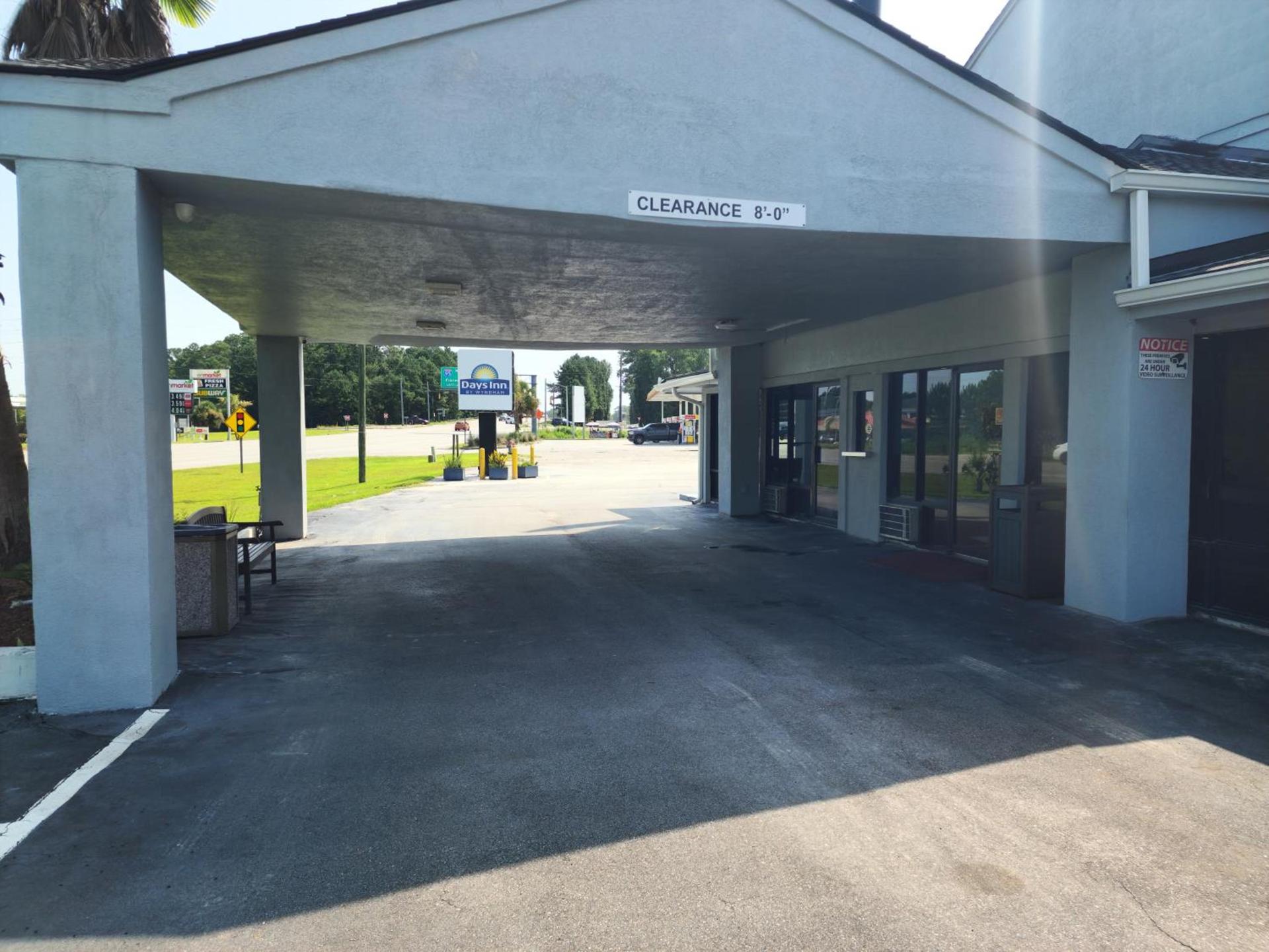 Days Inn by Wyndham Hardeeville Near Hilton Head photo 15