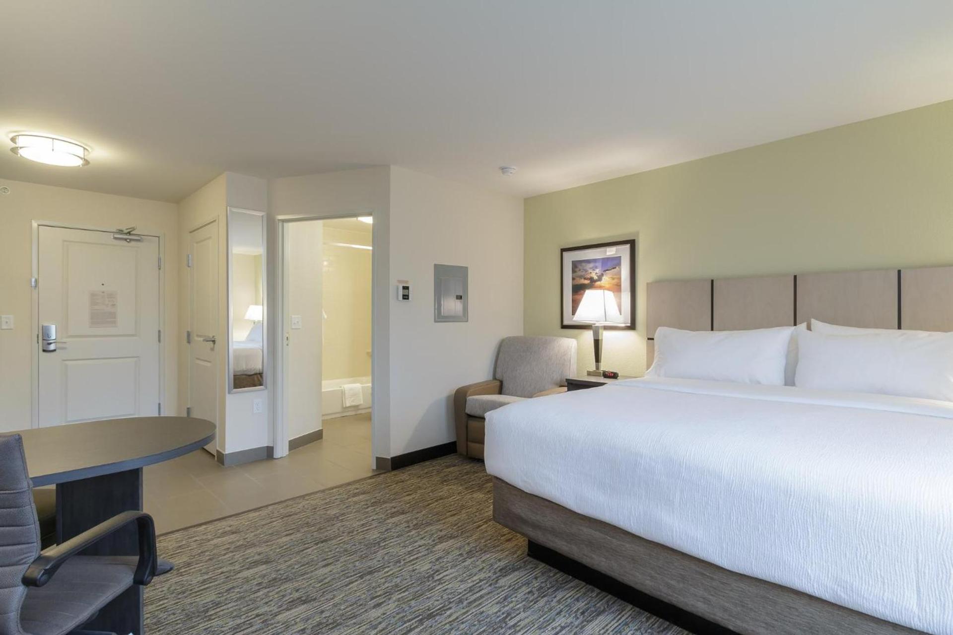Candlewood Suites Mishawaka by IHG photo 35