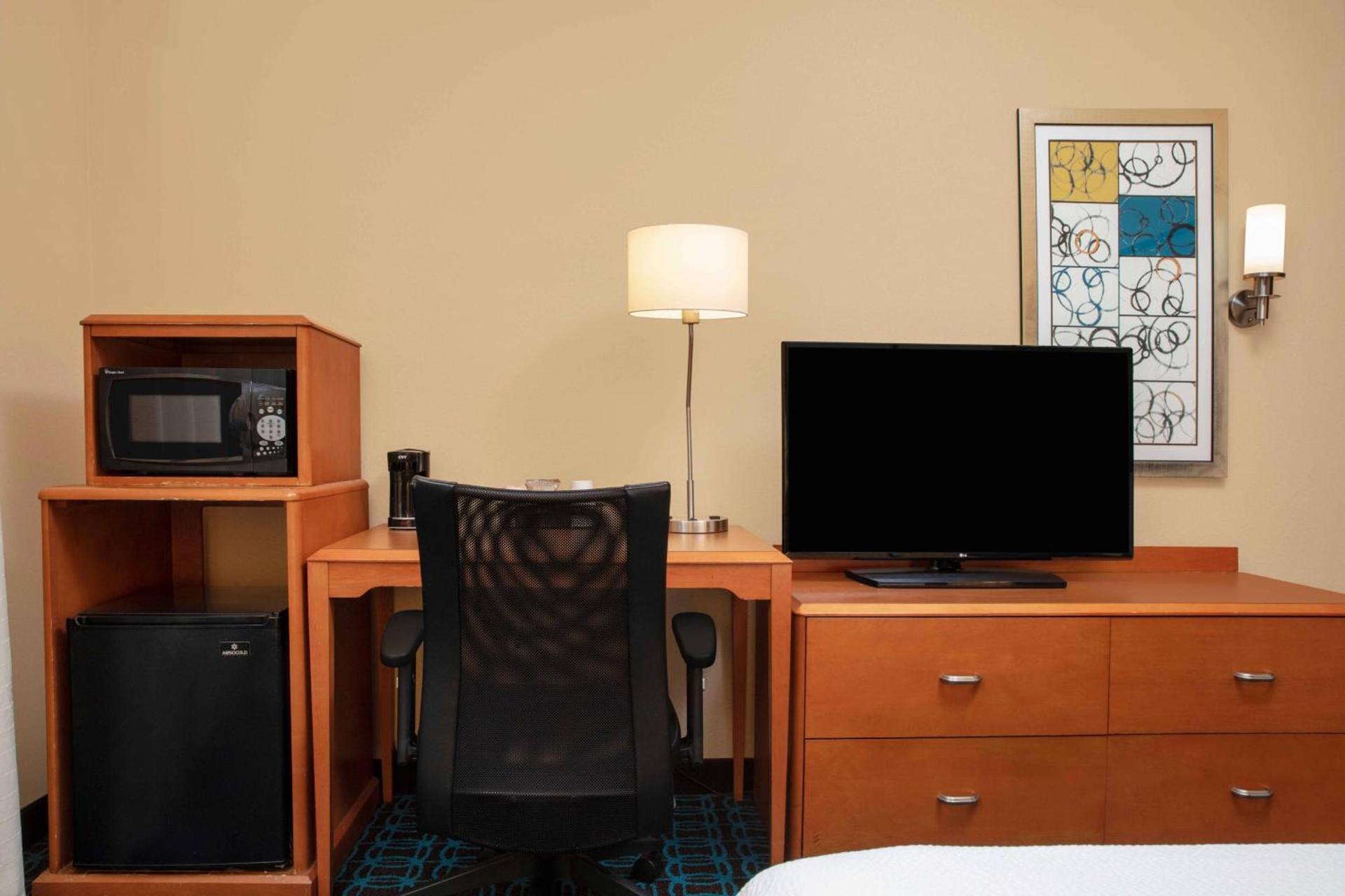 Fairfield by Marriott Inn and Suites Augusta Fort Eisenhower Area photo 13