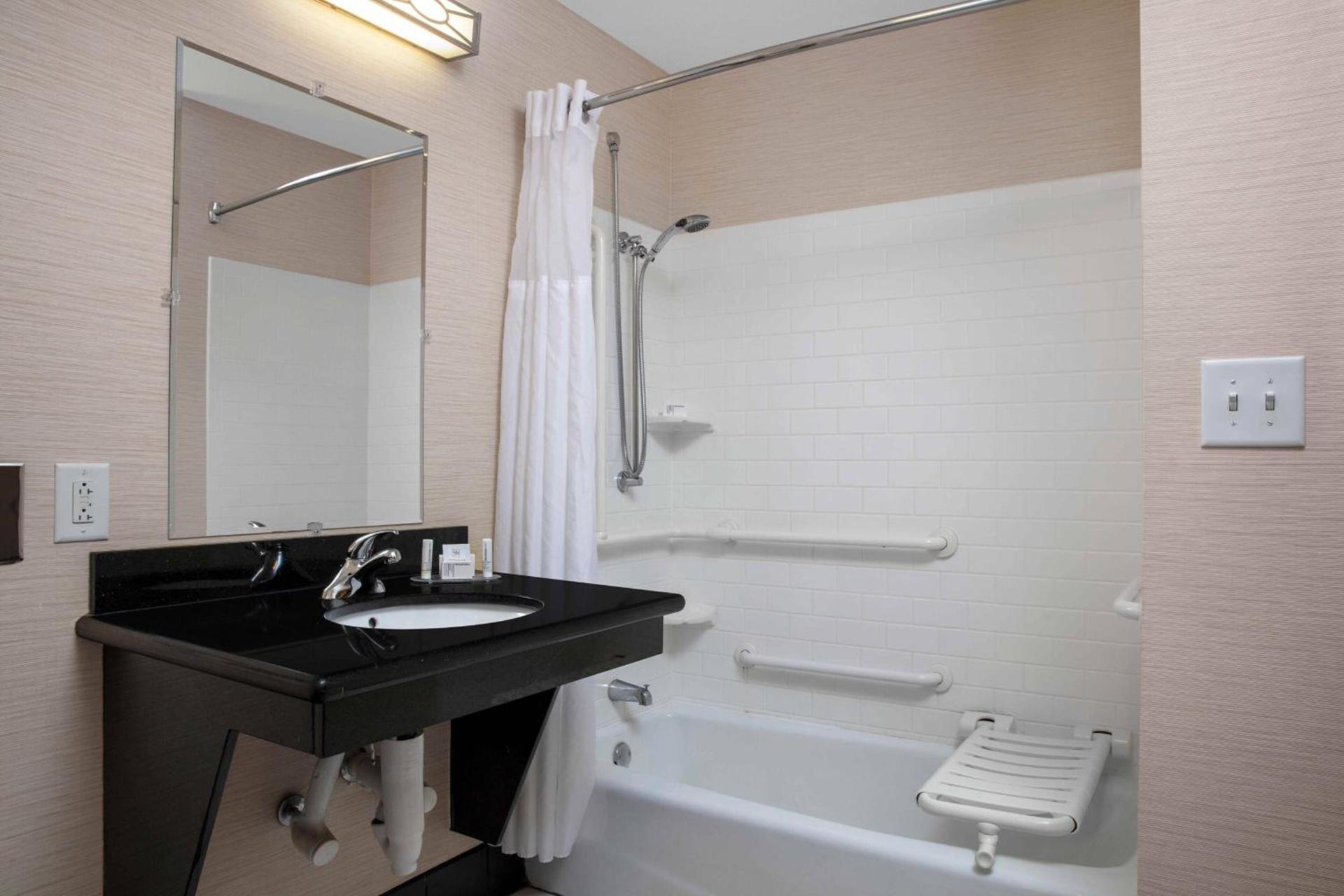 Fairfield by Marriott Inn and Suites Augusta Fort Eisenhower Area photo 16