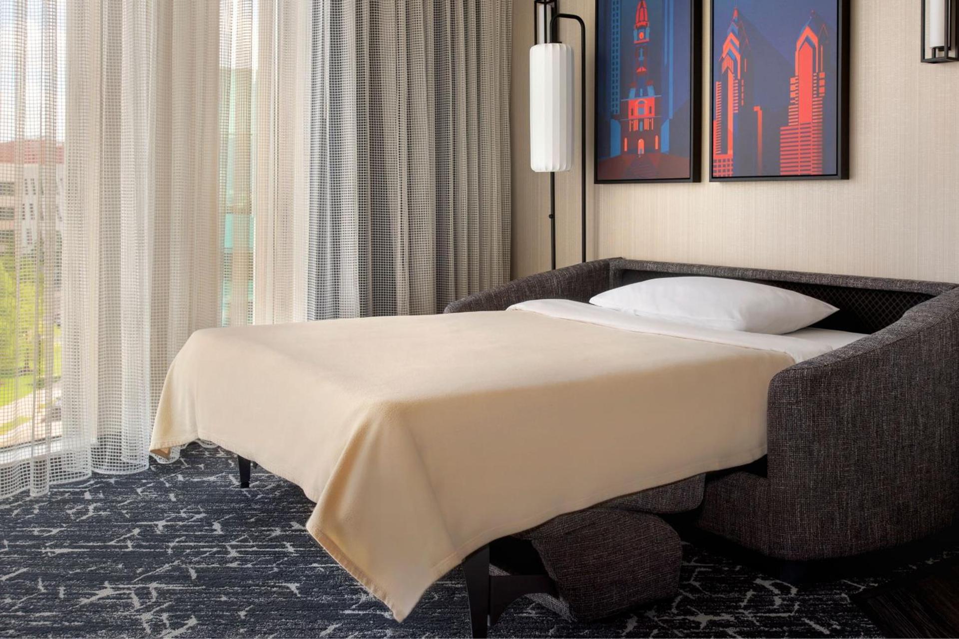 Courtyard by Marriott Philadelphia South at The Navy Yard photo 12