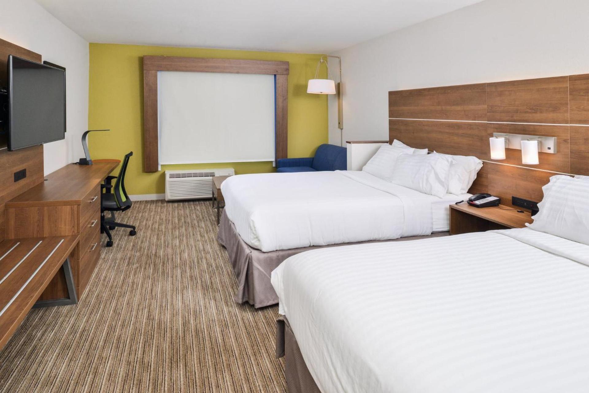 Holiday Inn Express & Suites - Ogallala by IHG photo 63