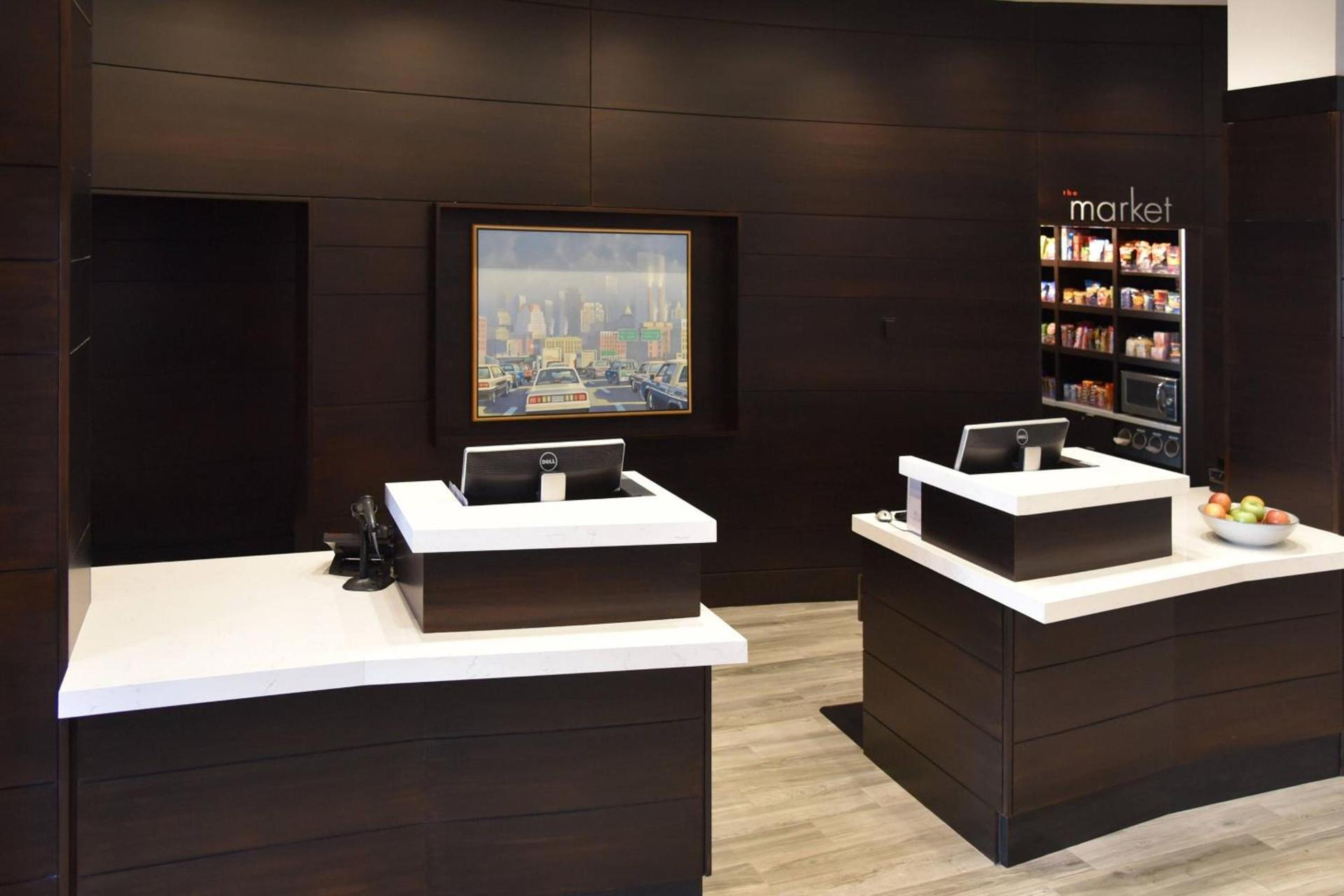Courtyard by Marriott Boston Waltham photo 4