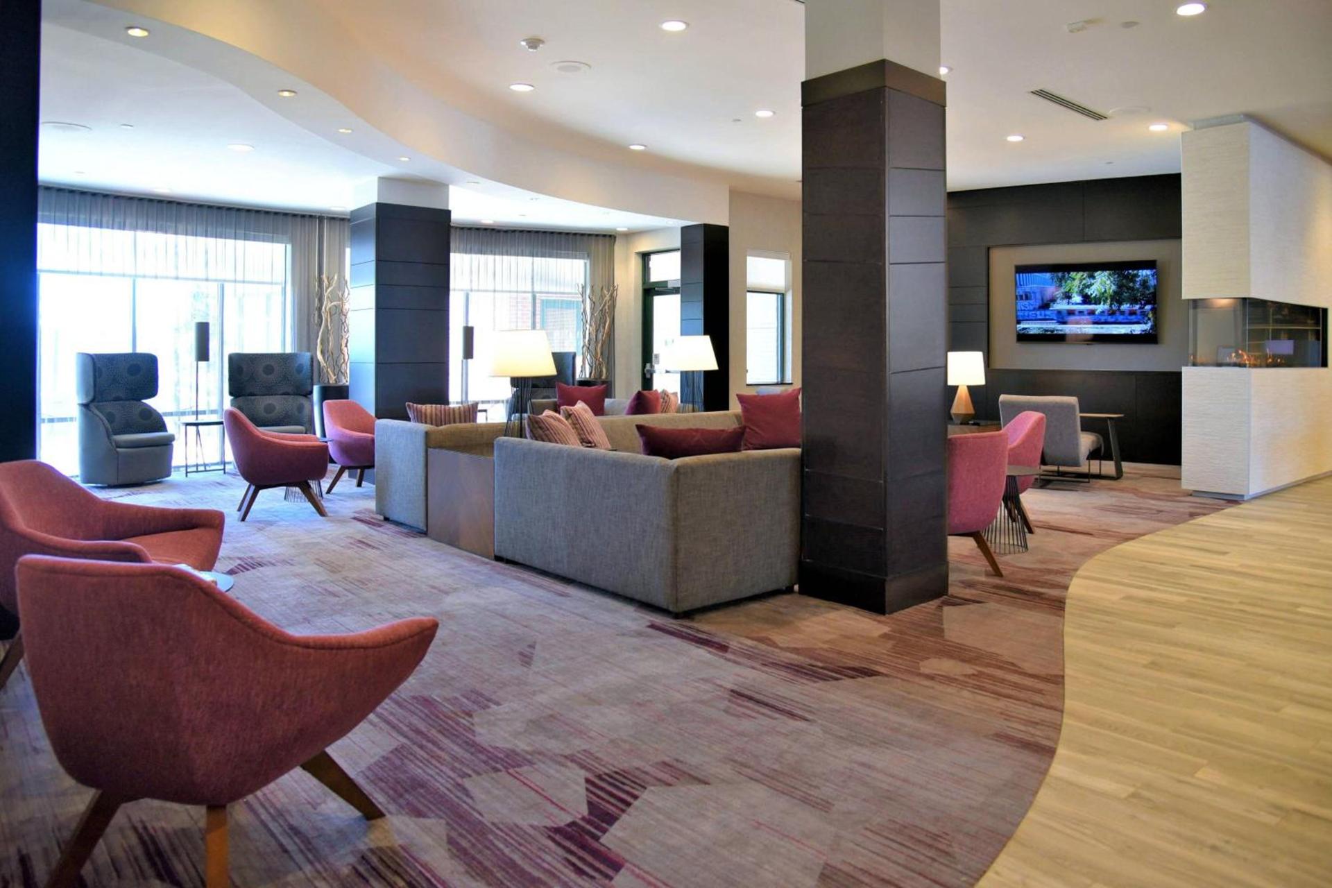 Courtyard by Marriott Boston Waltham photo 7
