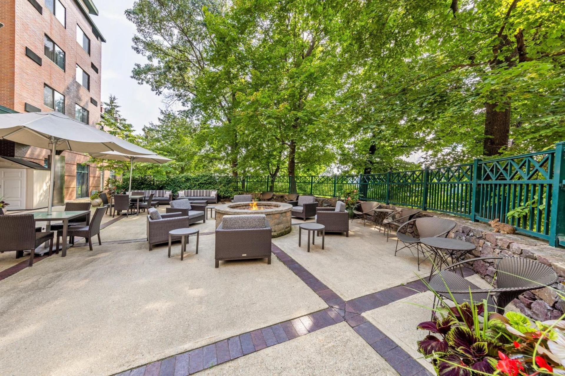 Courtyard by Marriott Boston Waltham photo 36