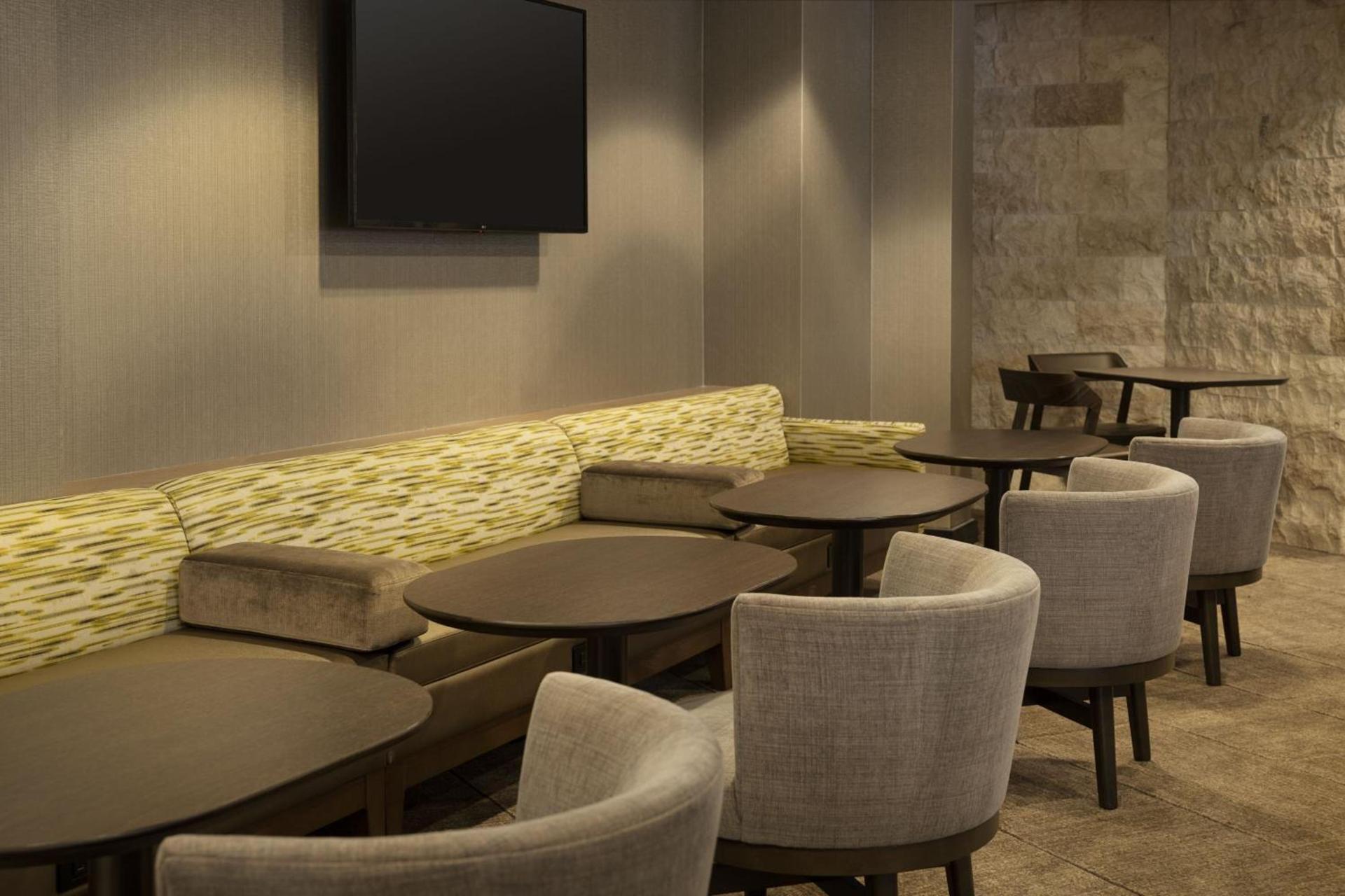 SpringHill Suites Fort Worth University photo 6
