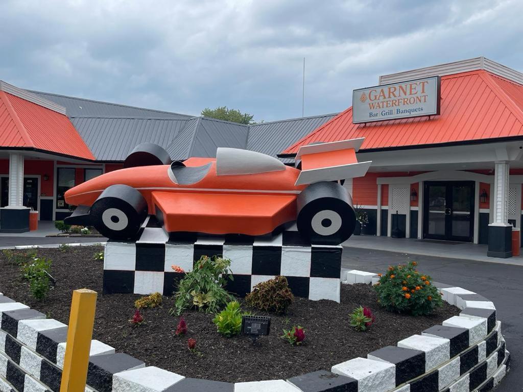 Travelodge by Wyndham Indianapolis Speedway photo 19