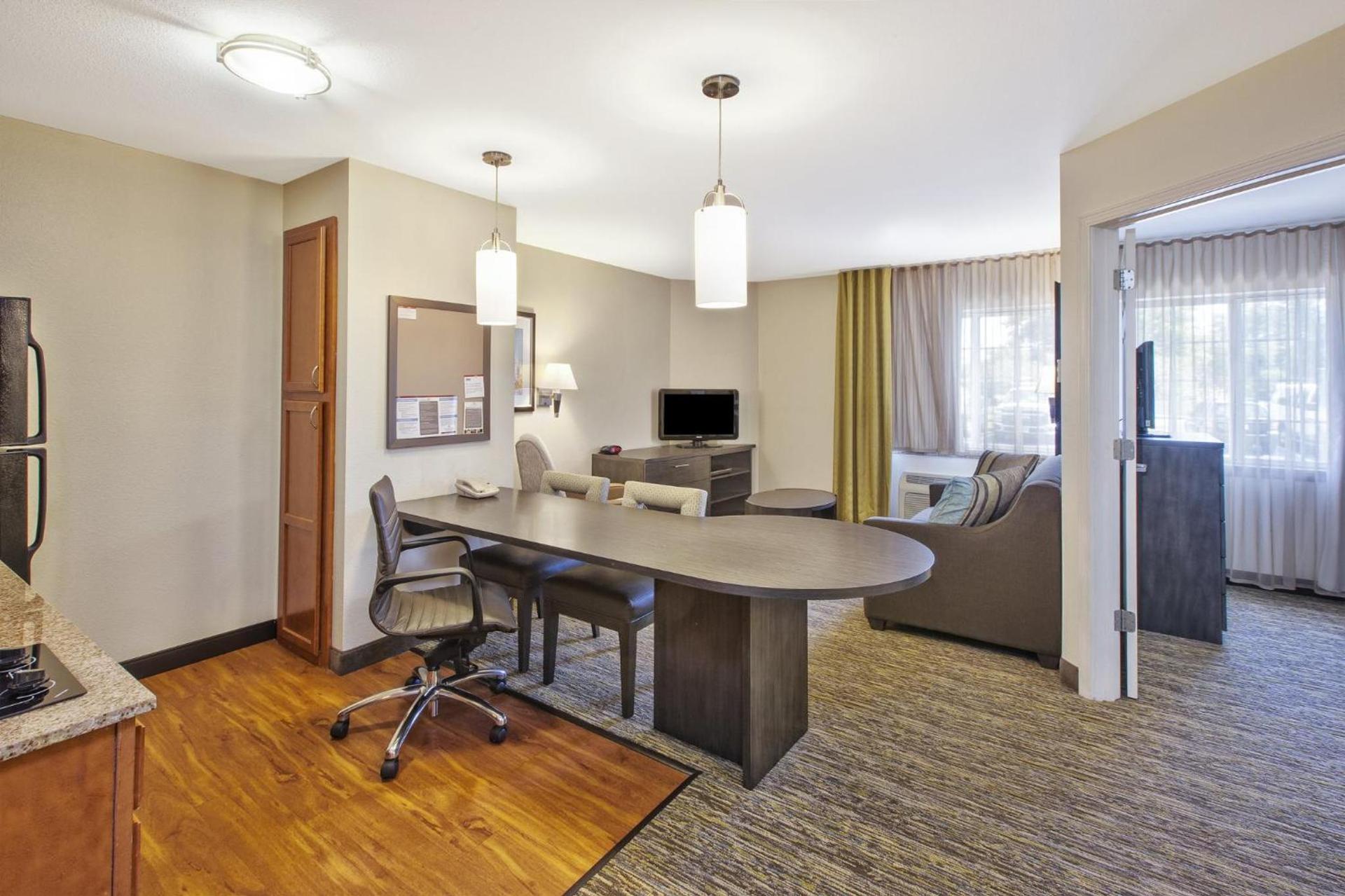 Candlewood Suites Indianapolis Airport by IHG photo 21