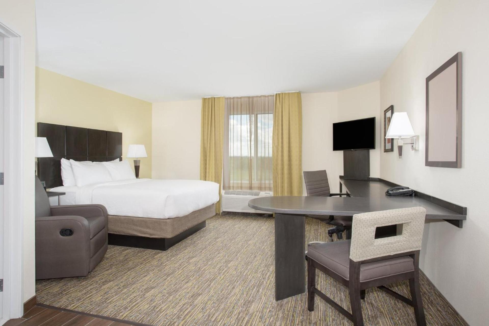 Candlewood Suites Longmont - Boulder Area by IHG photo 60