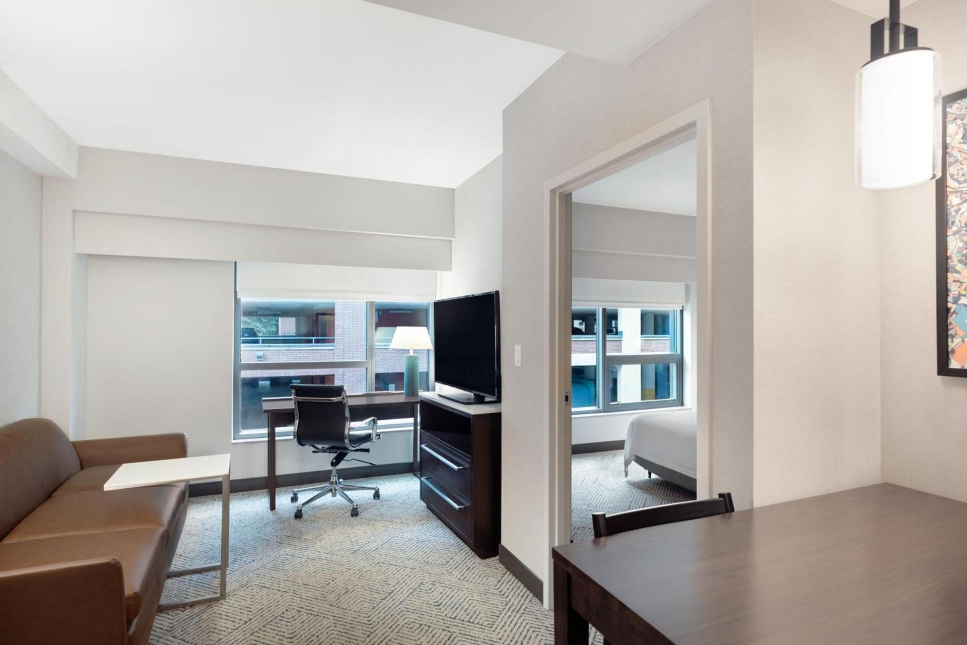 Residence Inn by Marriott Boston Back Bay/Fenway photo 13