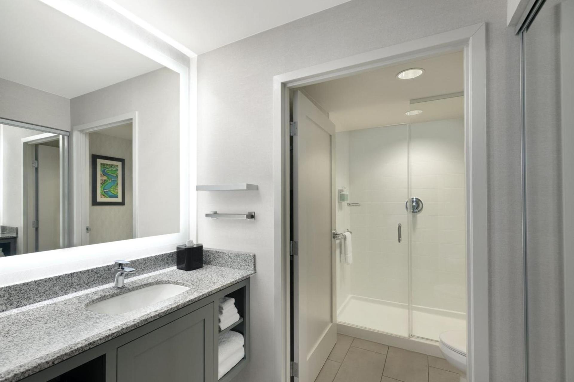 Residence Inn by Marriott Boston Back Bay/Fenway photo 42