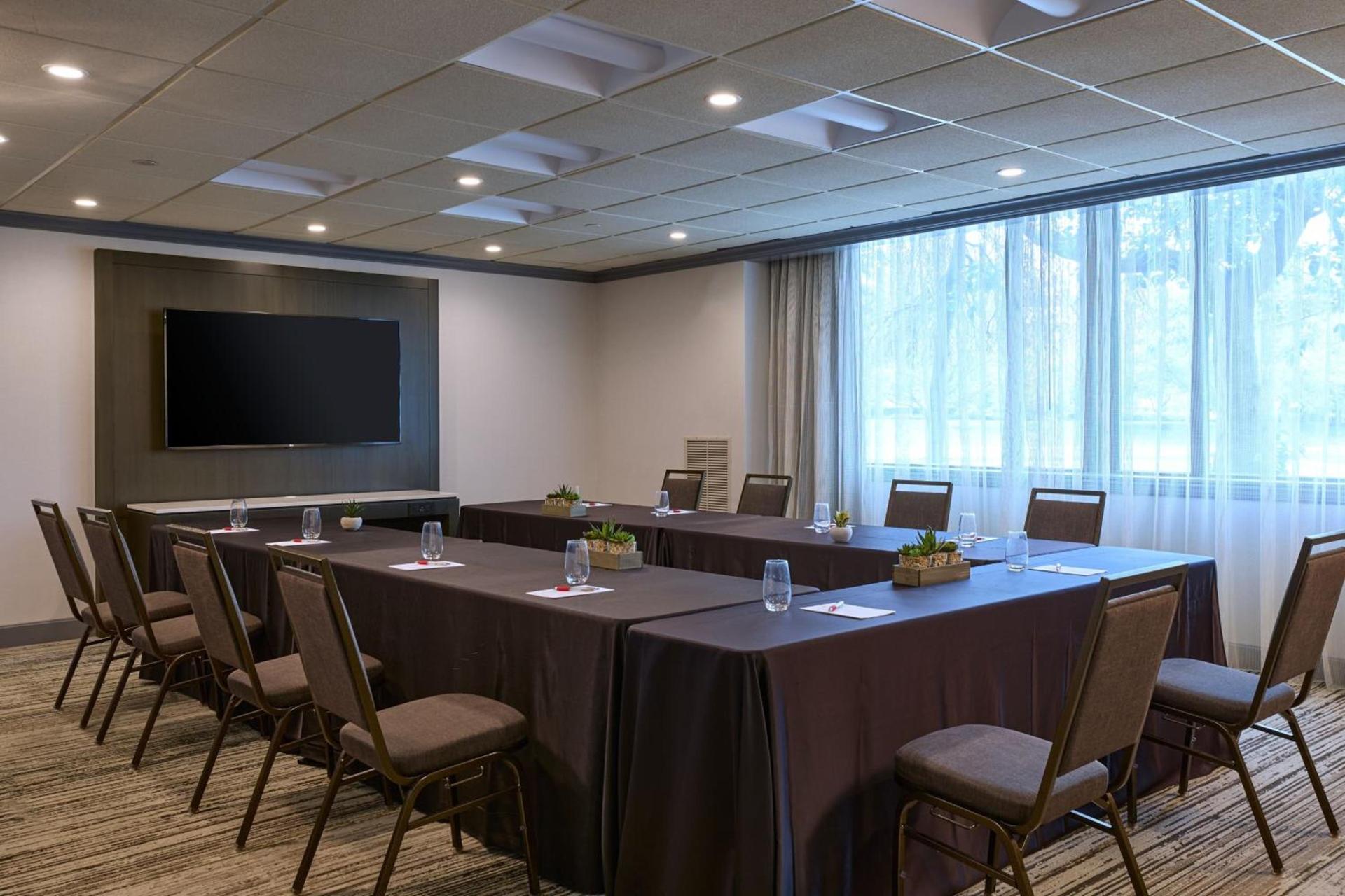 Marriott Columbus Northwest photo 5