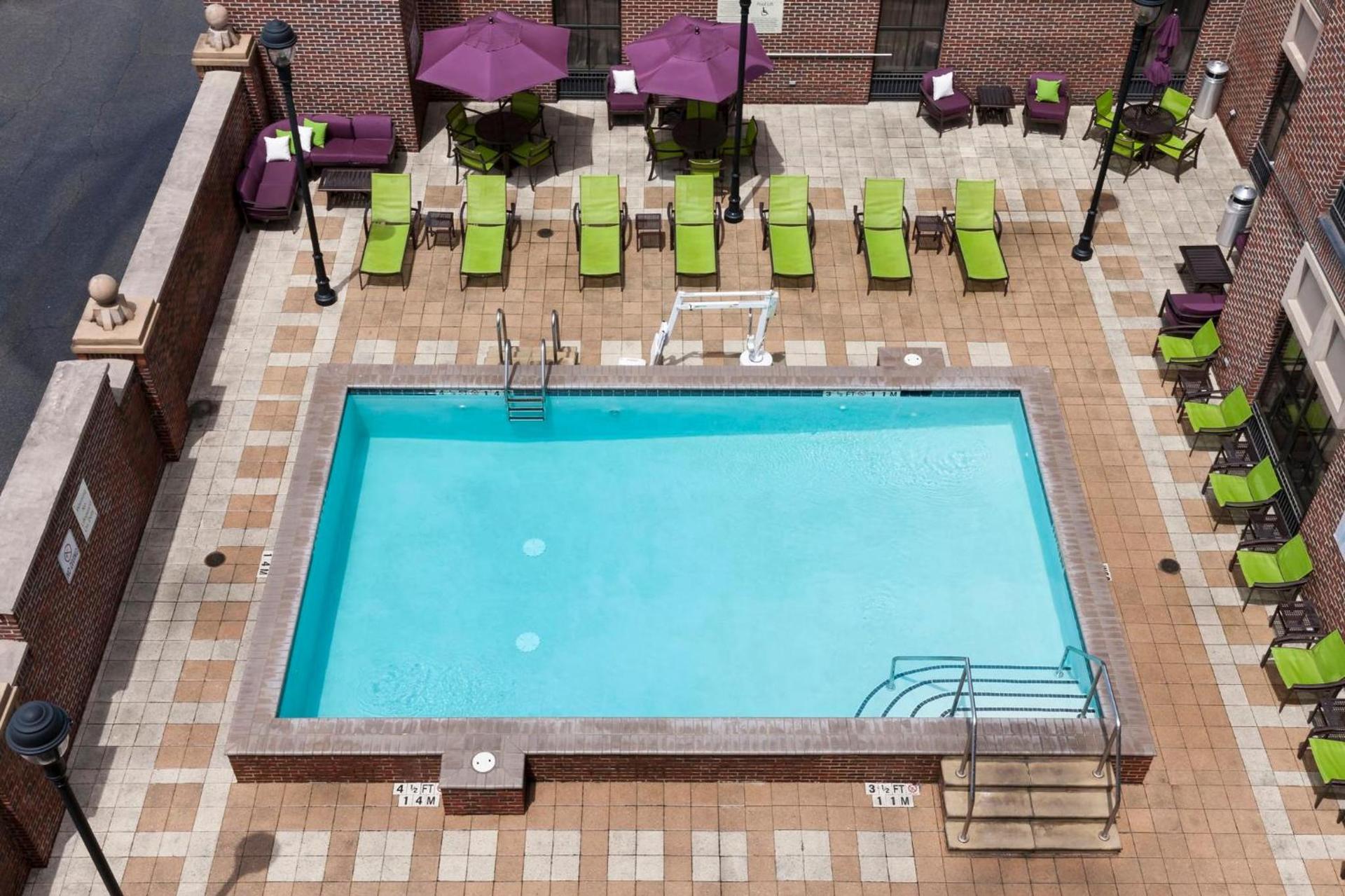 Holiday Inn Savannah Historic District by IHG photo 9