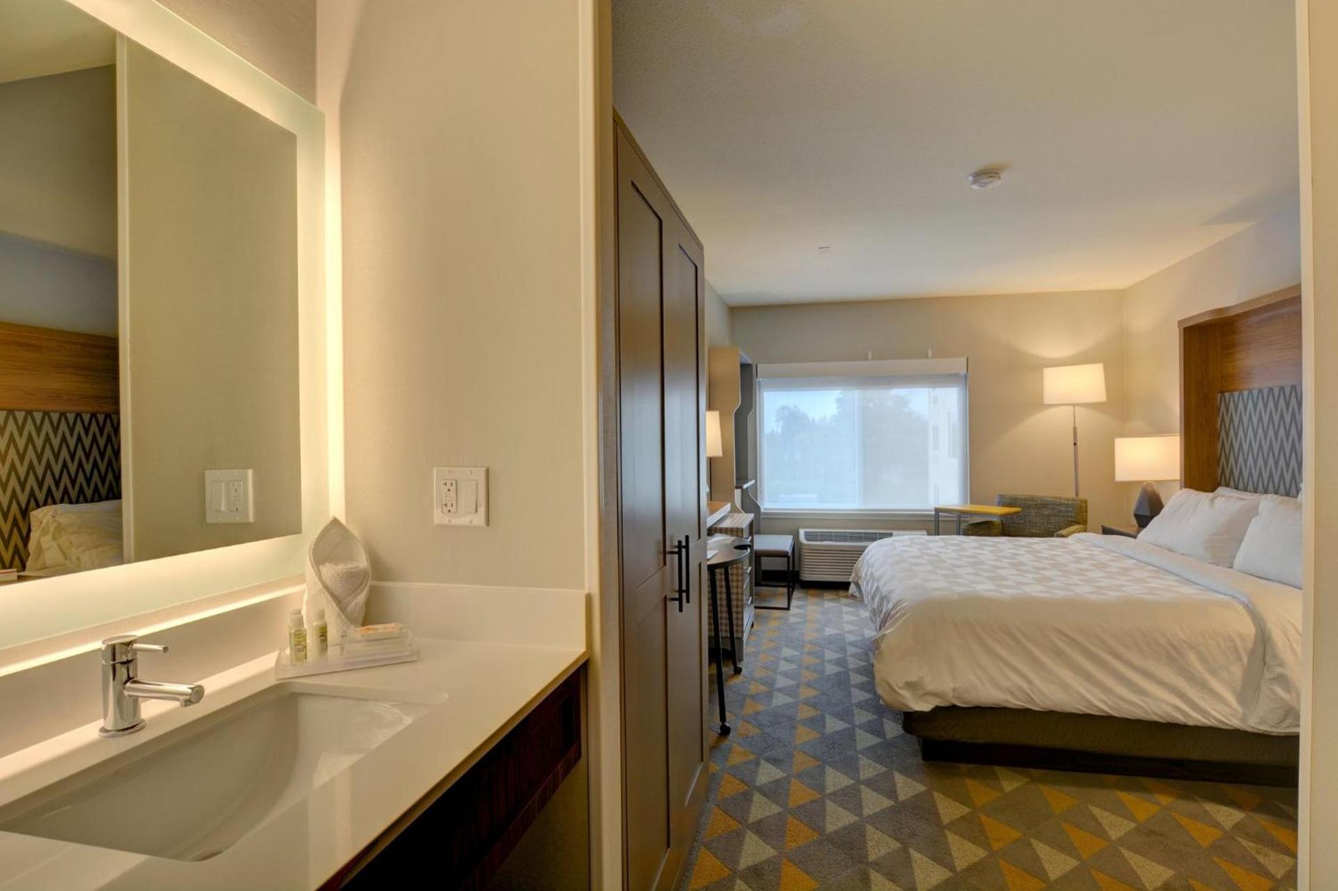 Holiday Inn - Salem by IHG photo 45