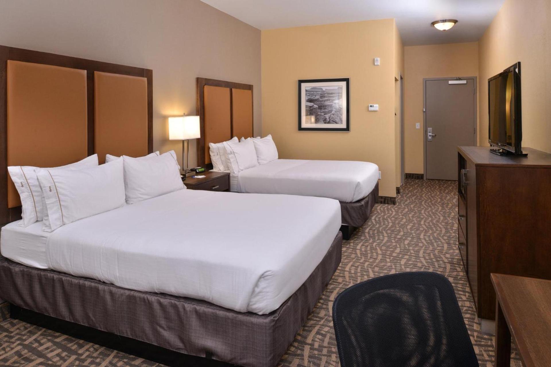 Holiday Inn Express & Suites Page - Lake Powell Area by IHG photo 46