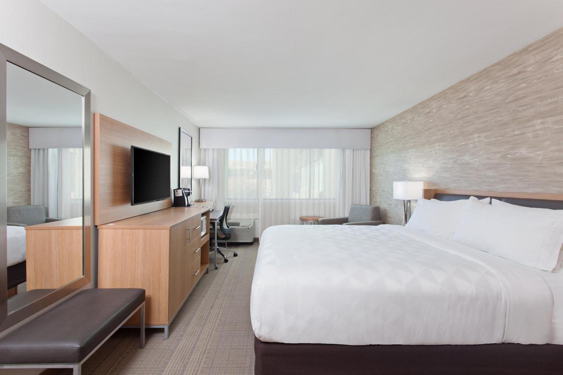 Holiday Inn Palmdale-Lancaster by IHG photo 35
