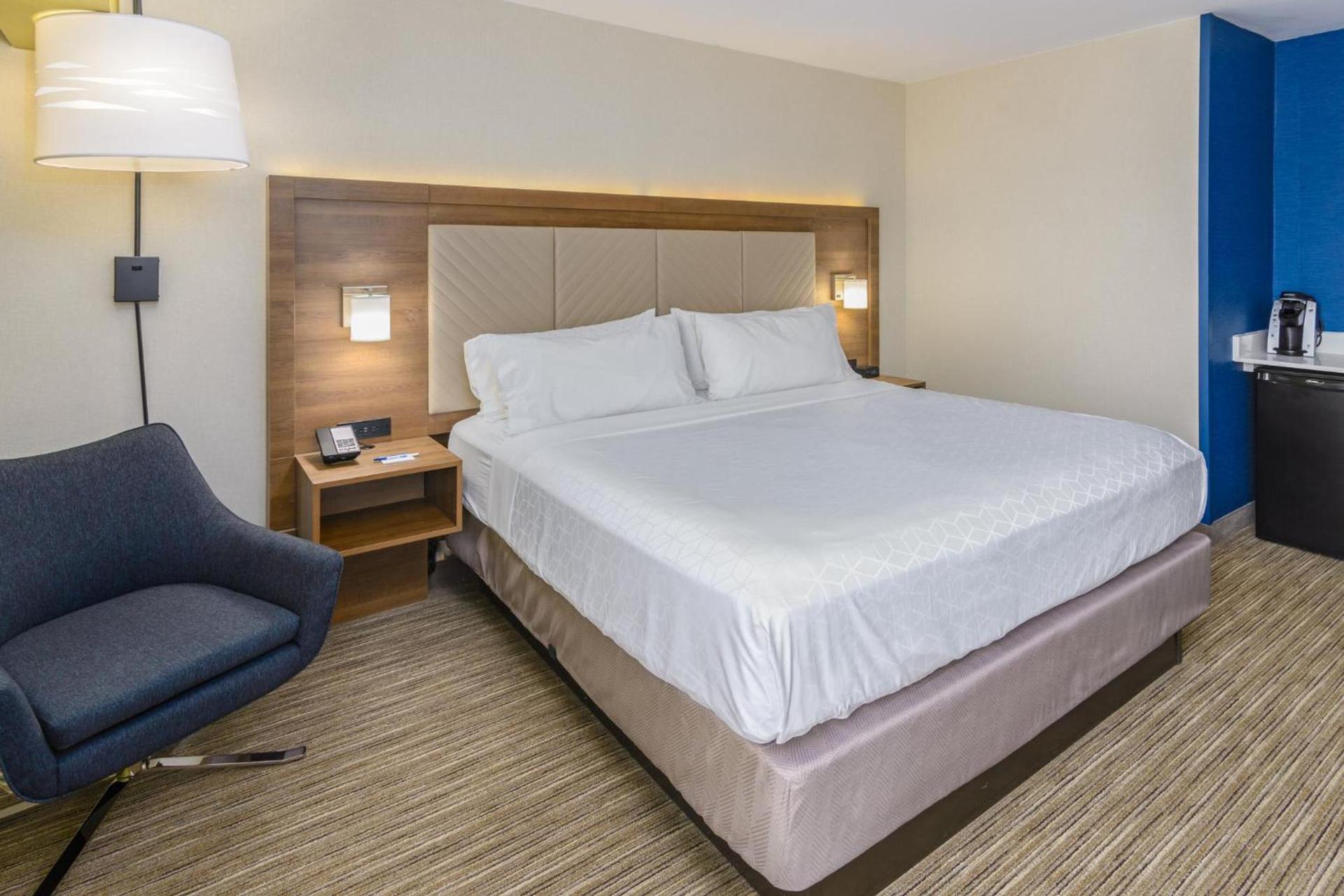 Holiday Inn Express Southington by IHG photo 38