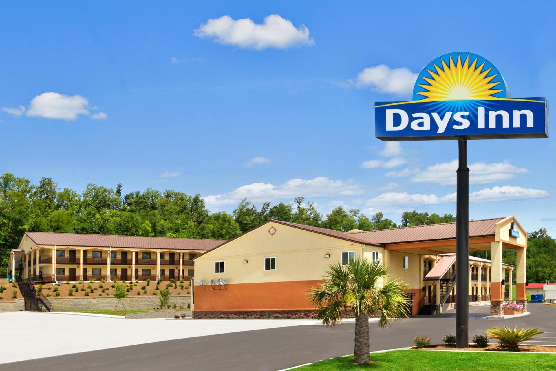 Days Inn by Wyndham Fultondale photo 34