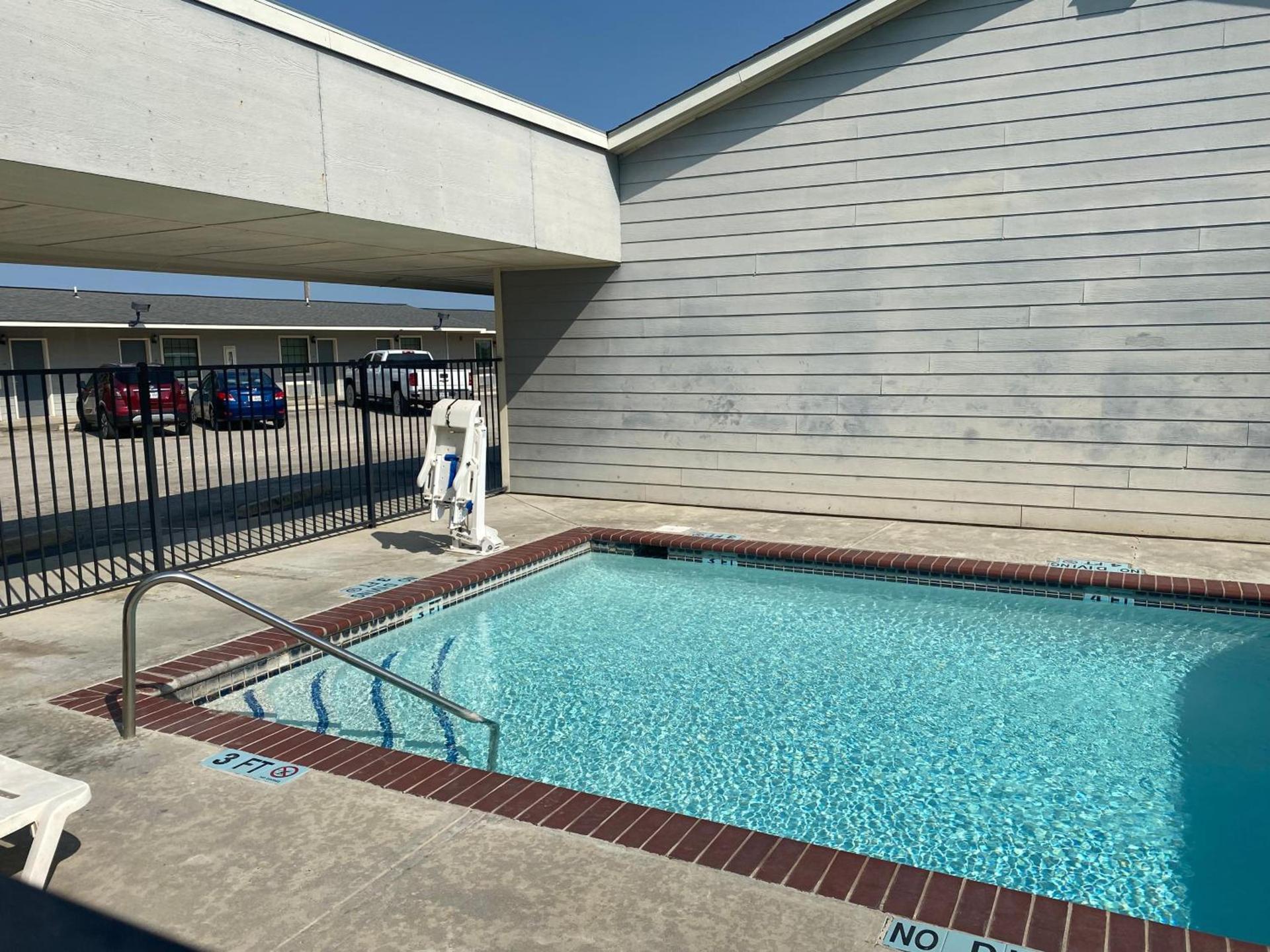 Southern Inns And Suites now offering RV Spaces for rent photo 25