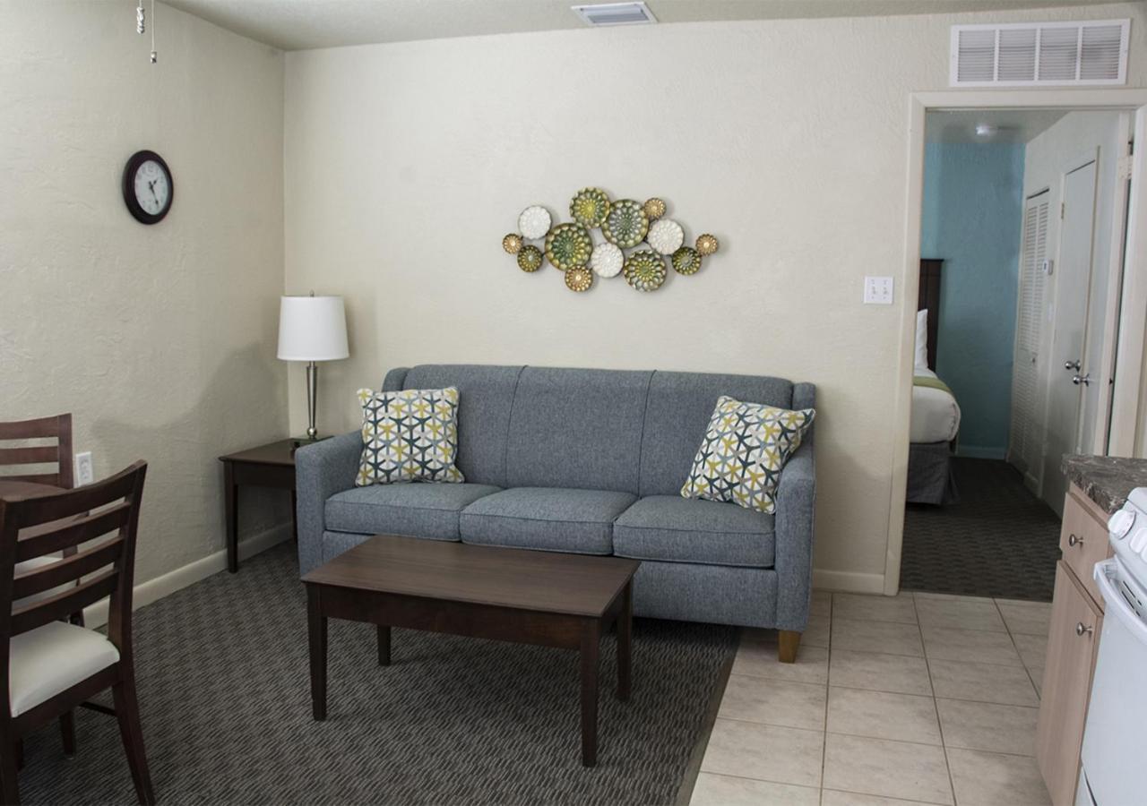 Palm Pavilion Inn photo 30