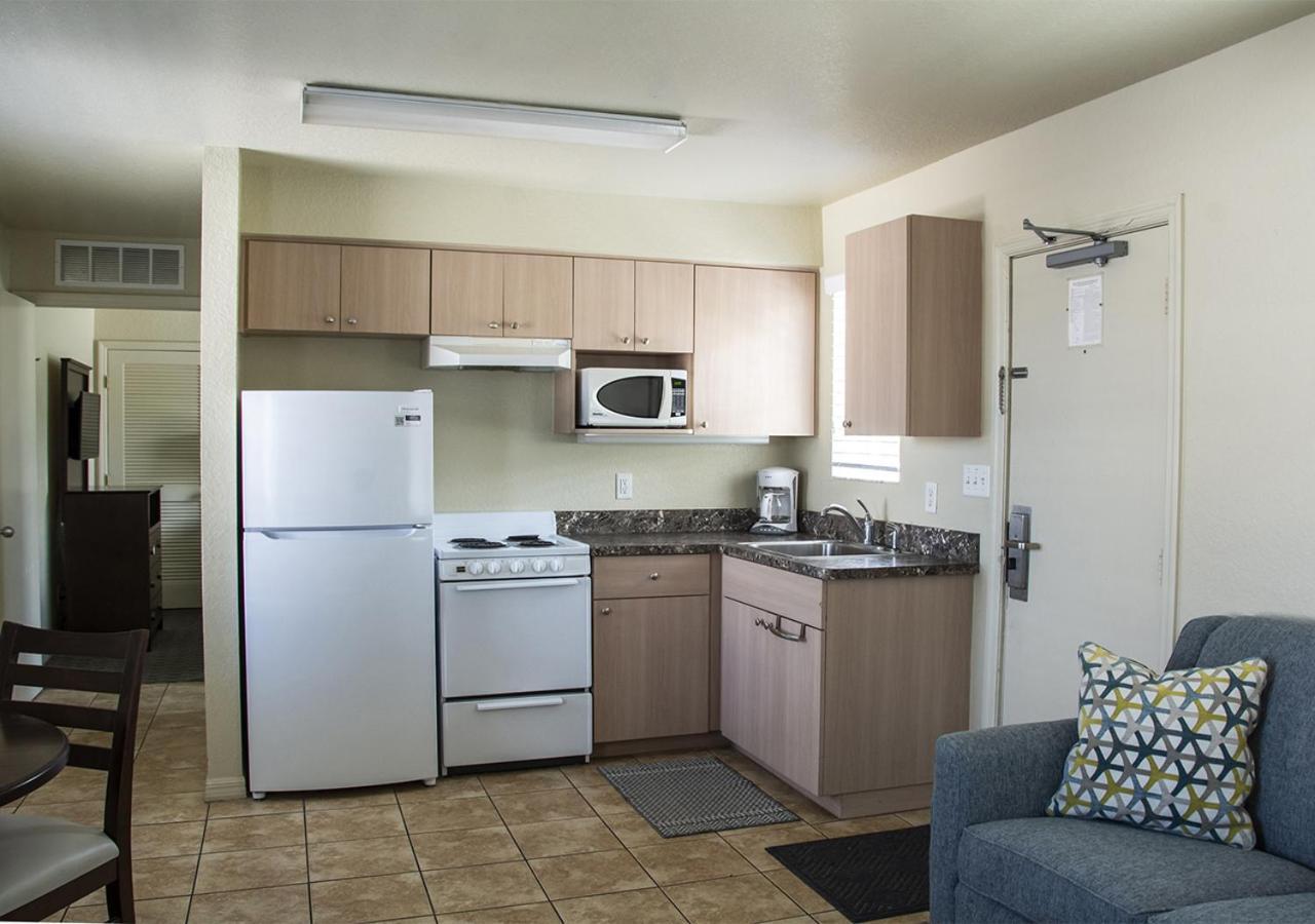 Palm Pavilion Inn photo 37