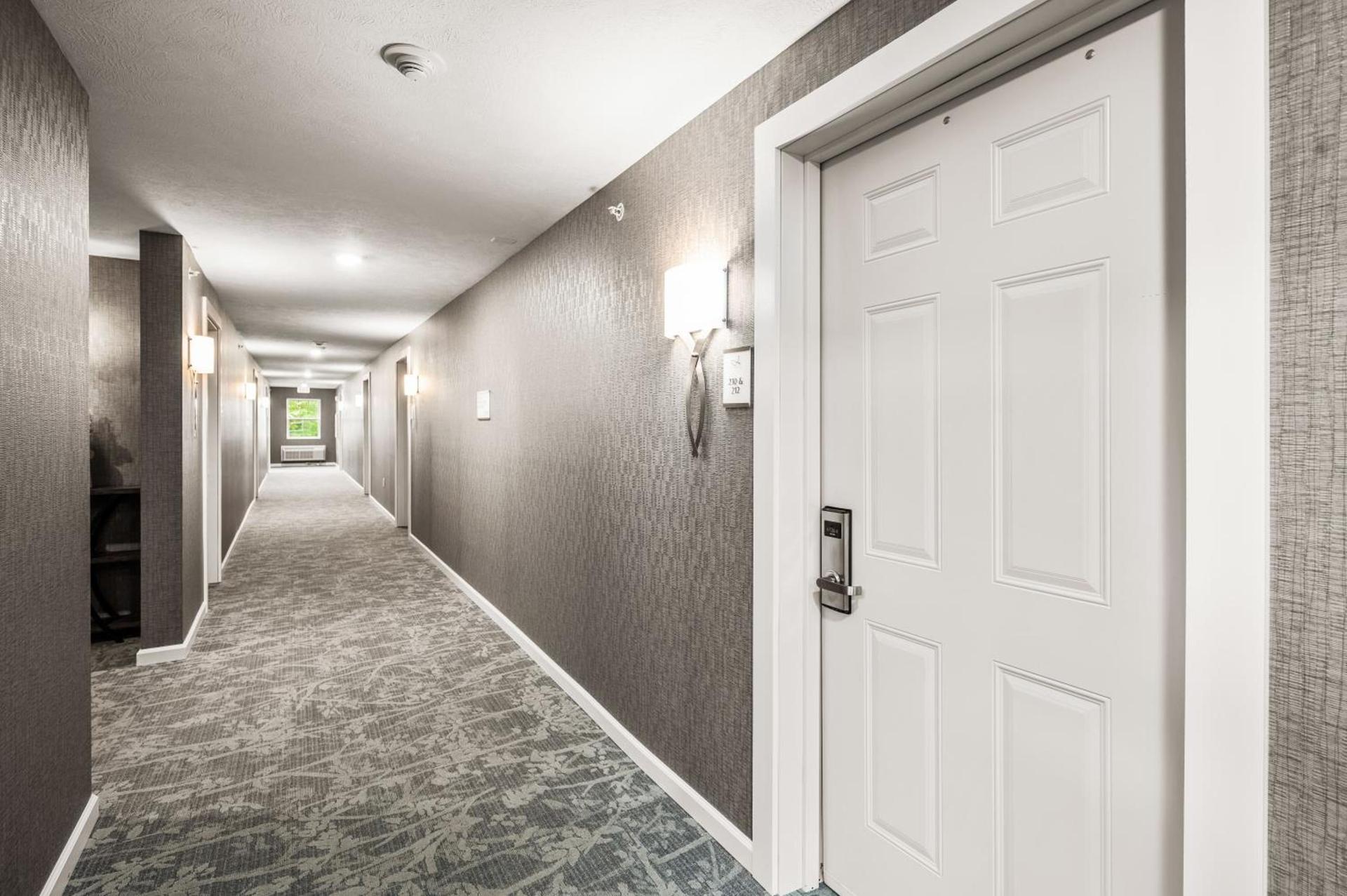 Alexandra Inn photo 57