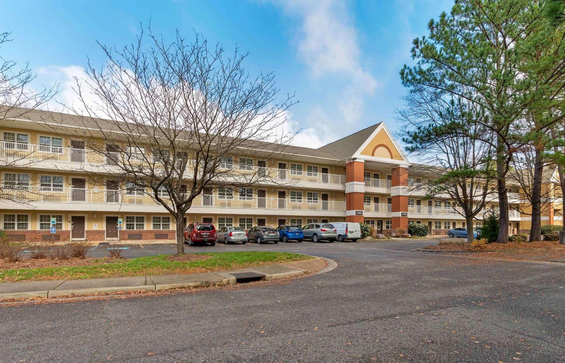 Extended Stay America Select Suites - Newport News - Oyster Point photo 4
