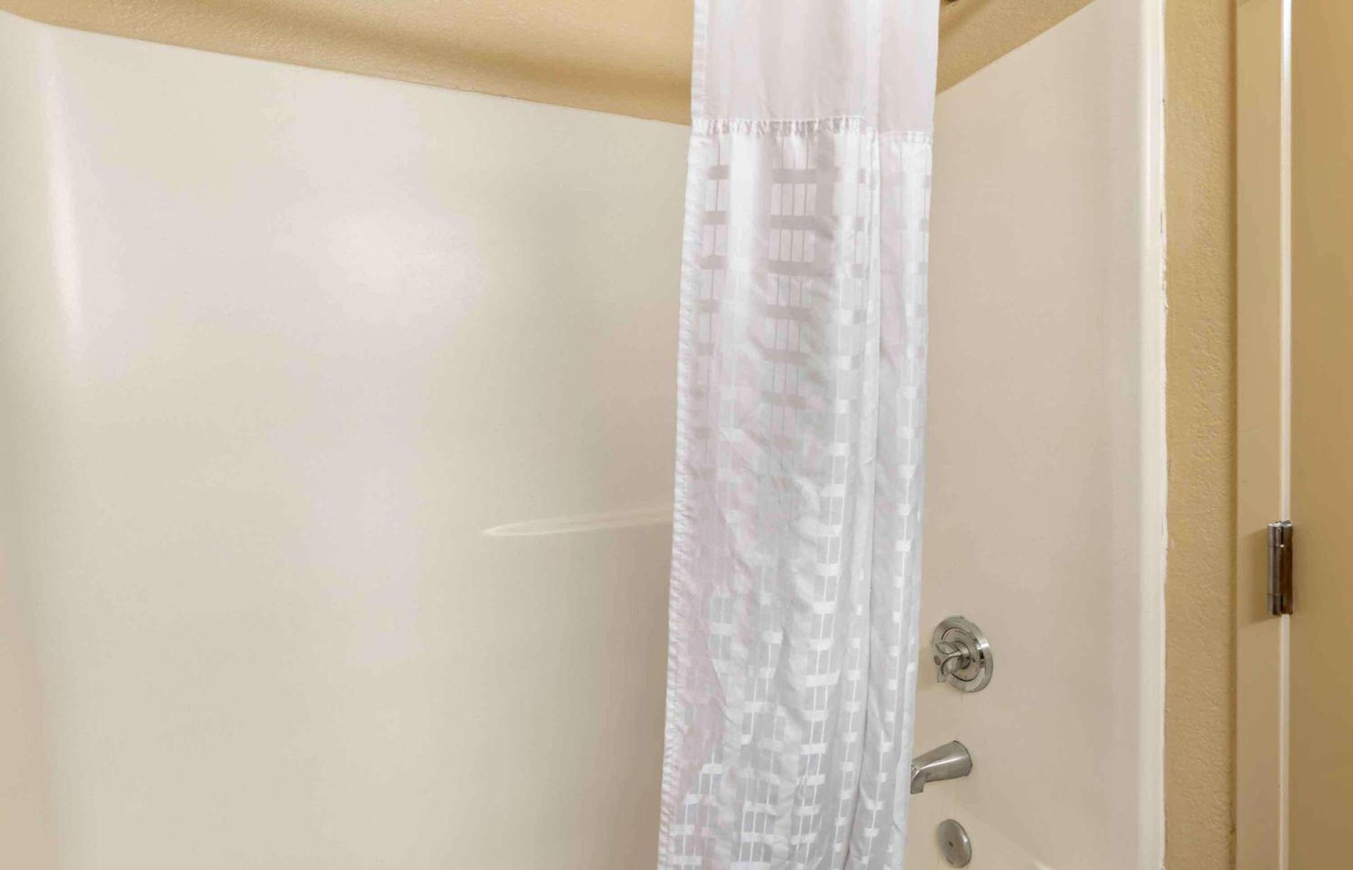 Extended Stay America Select Suites - Newport News - Oyster Point photo 19