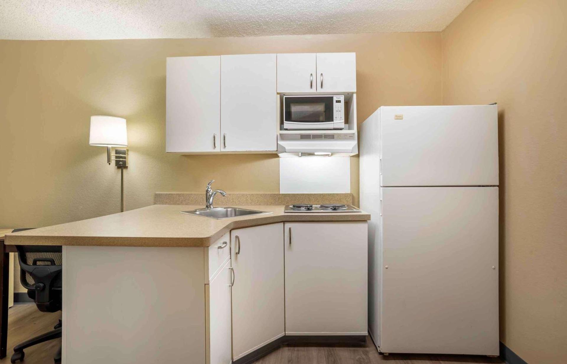 Extended Stay America Select Suites - Jackson - North photo 16
