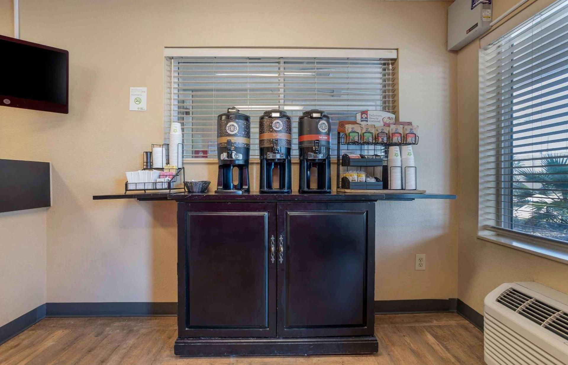 Extended Stay America Suites - Houston - The Woodlands photo 7