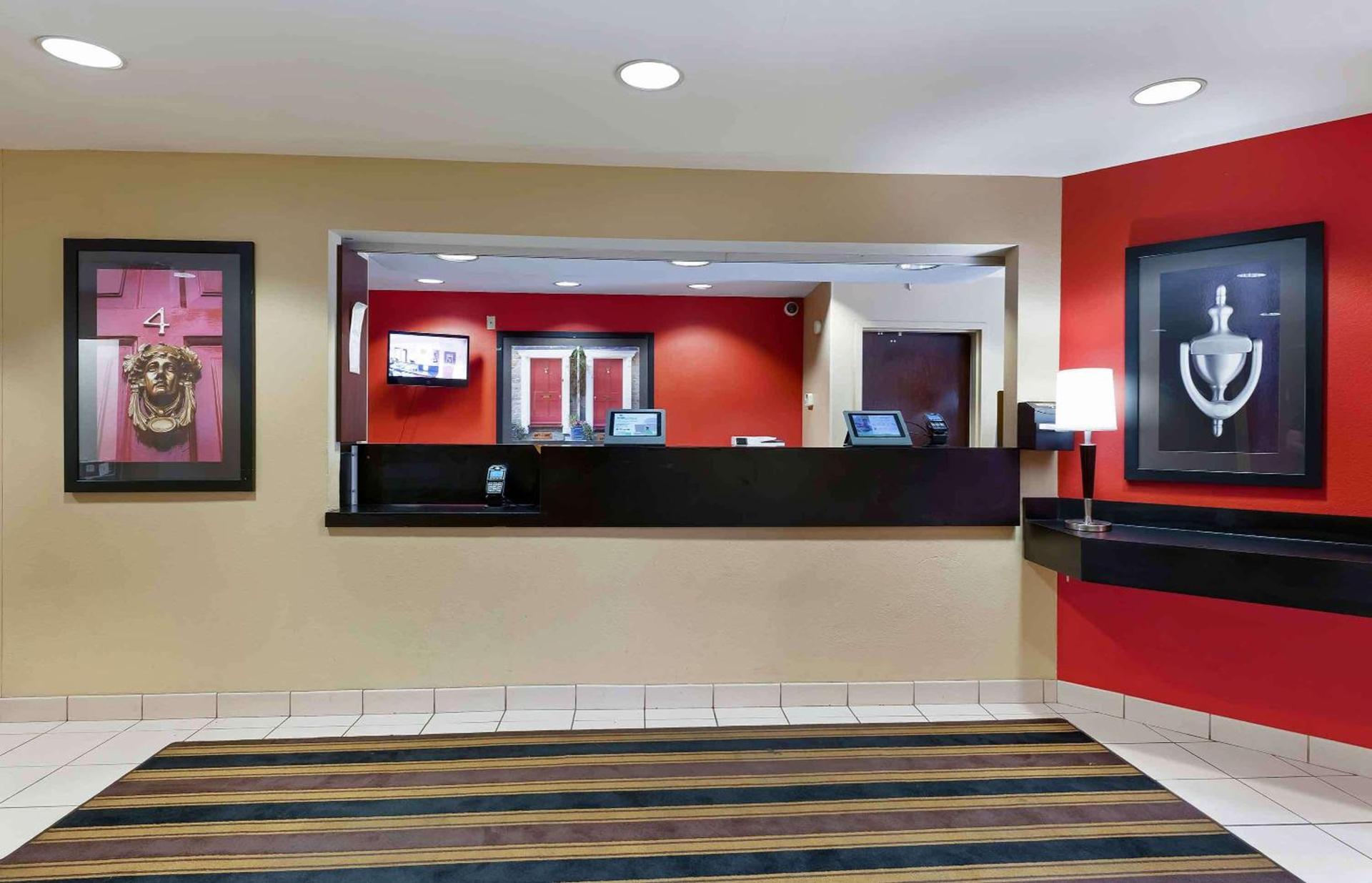 Sonesta Simply Suites Lansing photo 6