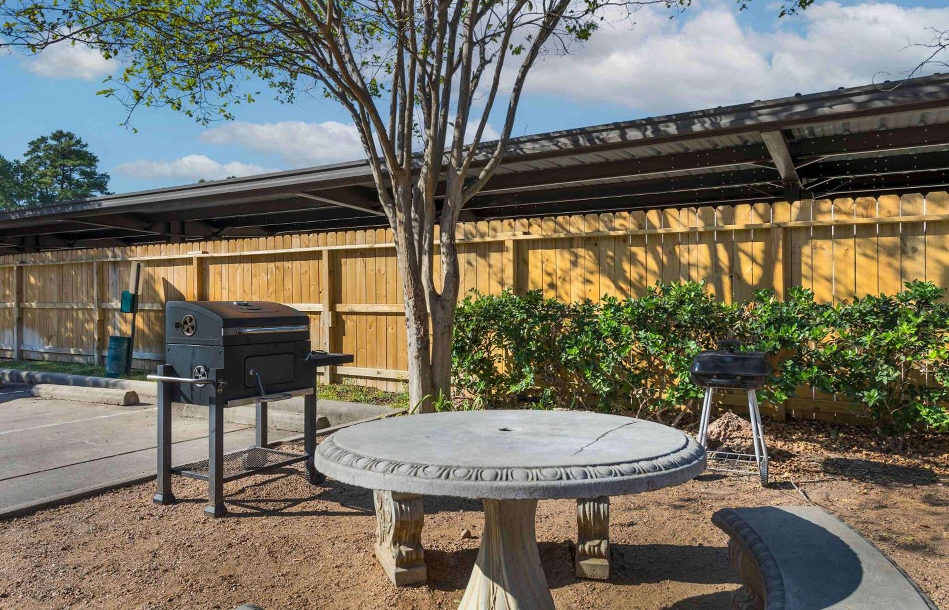 Extended Stay America Suites - Houston - The Woodlands photo 42