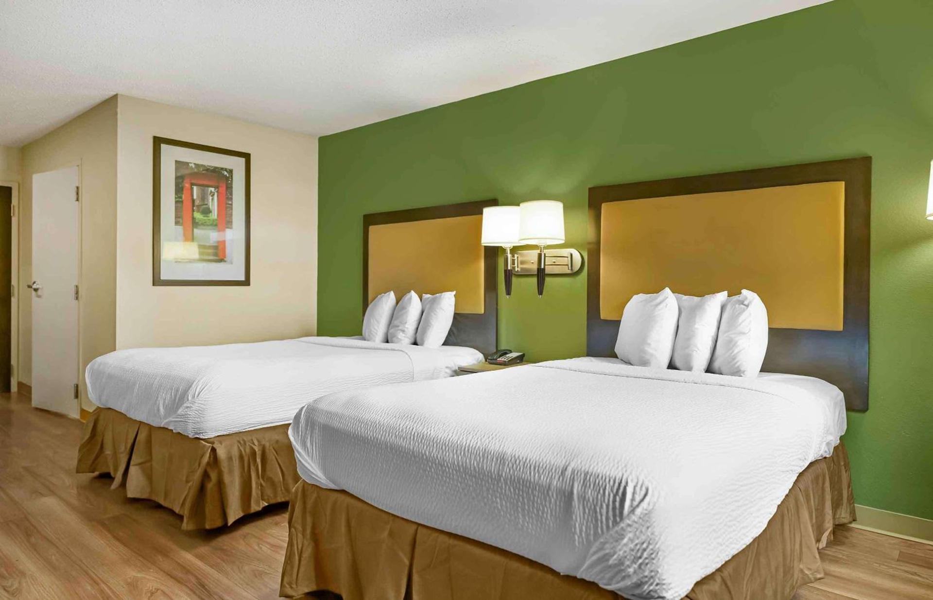 Sonesta Simply Suites Lansing photo 27