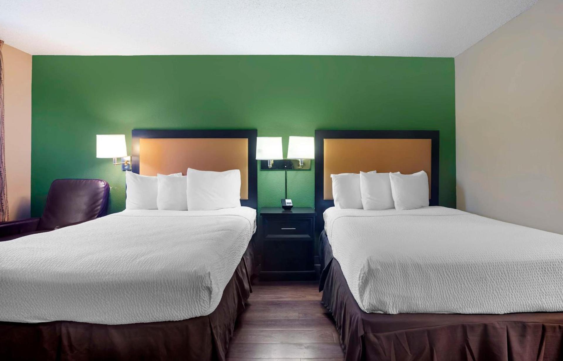 Extended Stay America Suites - San Diego - Mission Valley - Stadium photo 27