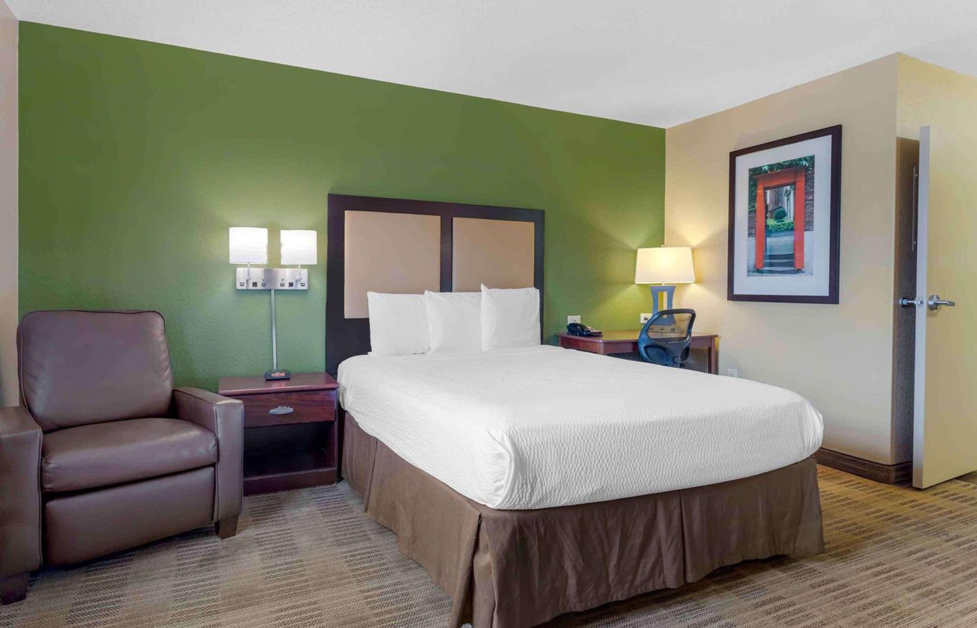Extended Stay America Suites - Houston - Galleria - Westheimer photo 14