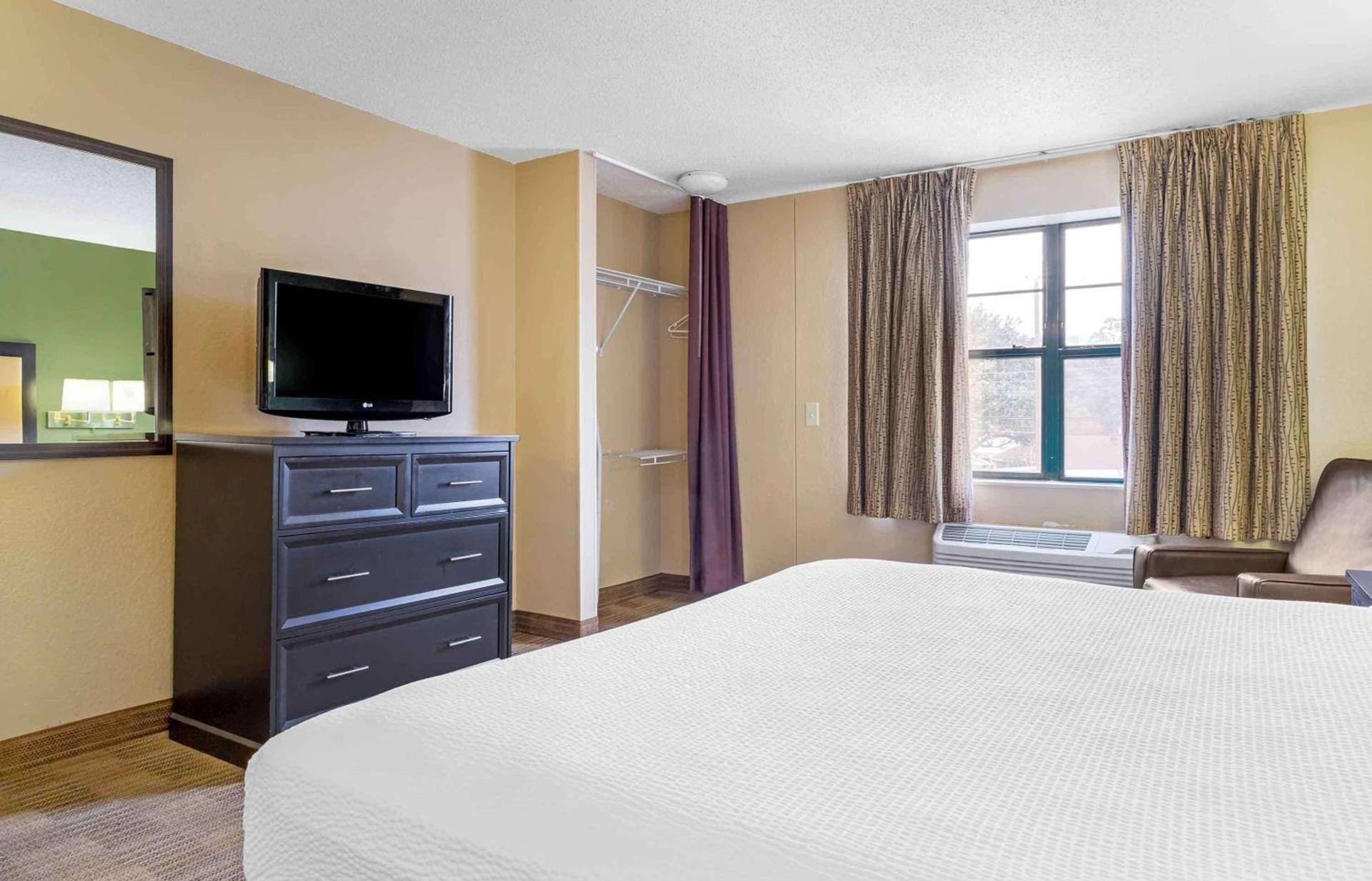 Extended Stay America Suites - Houston - Galleria - Westheimer photo 18