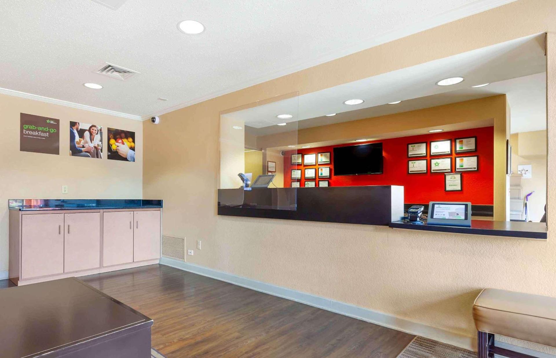 Extended Stay America Select Suites - Madison - Old Sauk Rd photo 6
