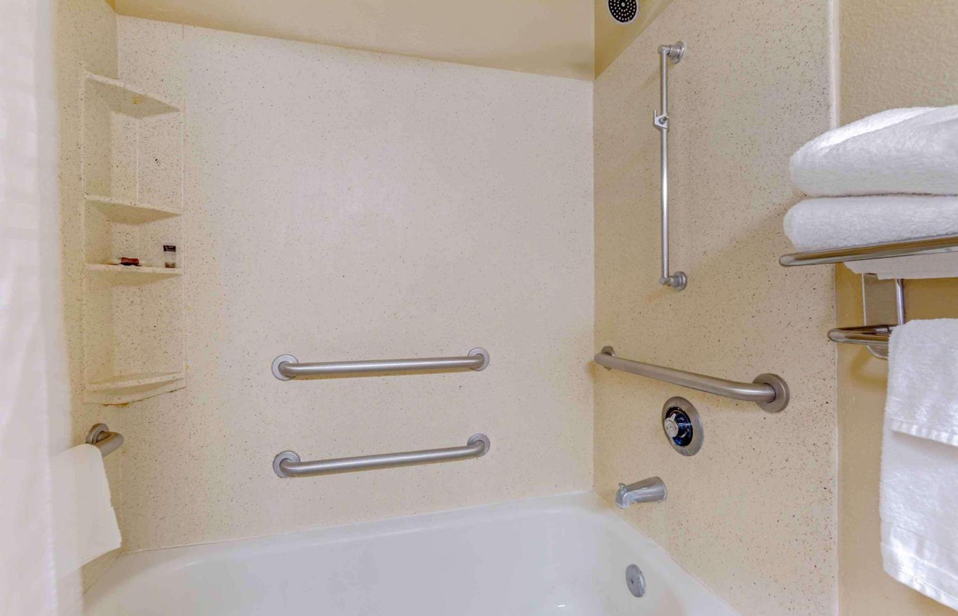 Extended Stay America Suites - Phoenix - Scottsdale - Old Town photo 29