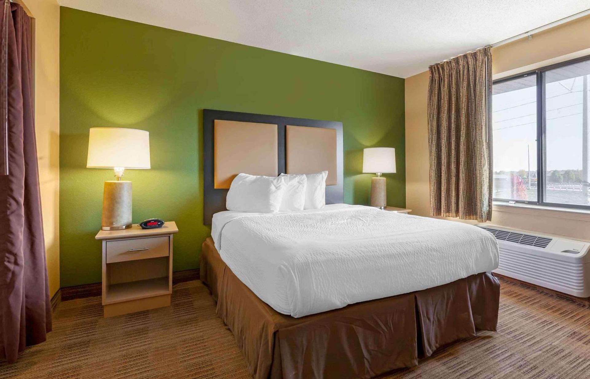 Extended Stay America Select Suites - Madison - Old Sauk Rd photo 14