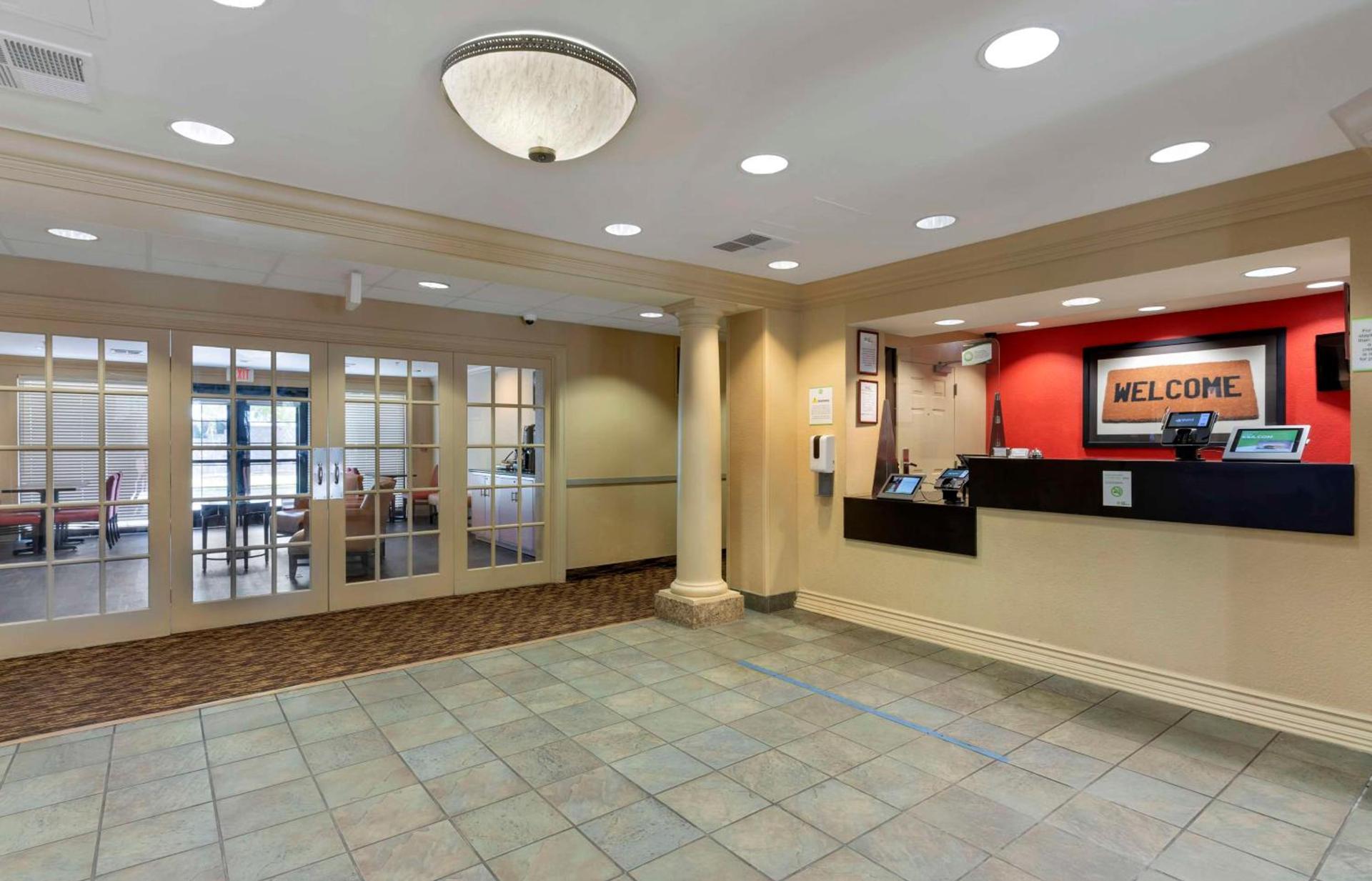 Extended Stay America Suites - Oakland - Alameda Airport photo 2