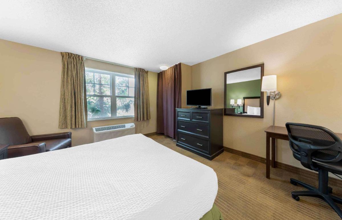 Extended Stay America Suites - Los Angeles - Carson photo 25