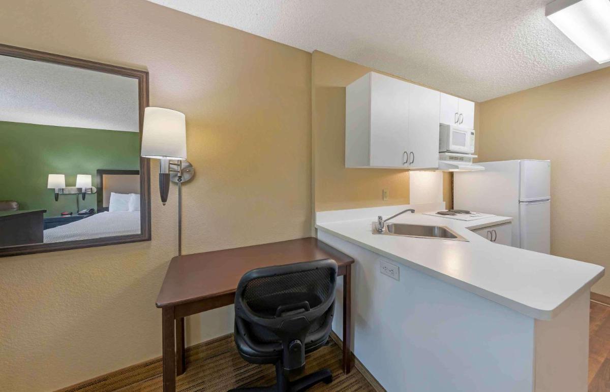 Extended Stay America Suites - Los Angeles - Carson photo 47