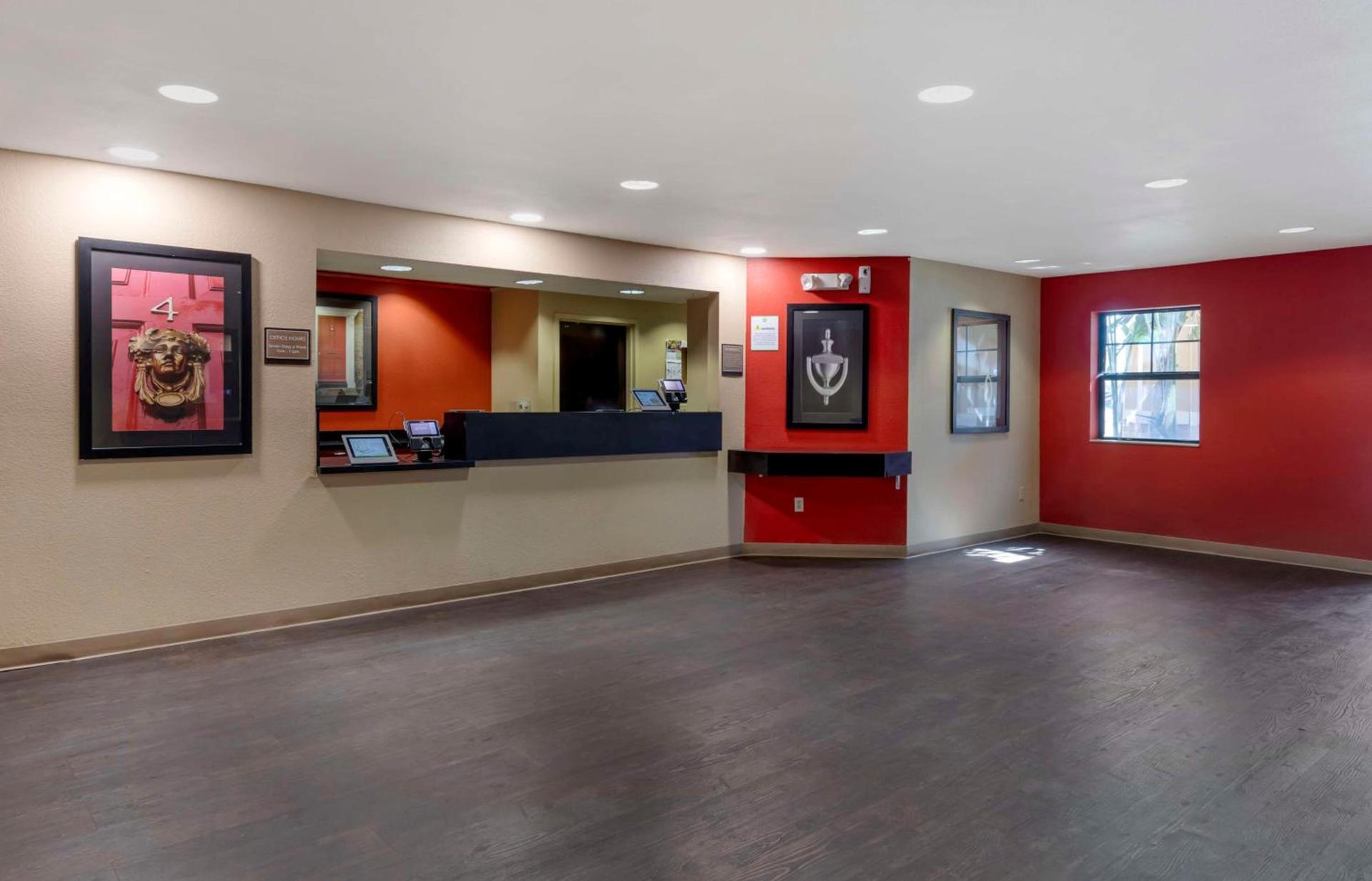 Extended Stay America Suites - Orange County - Katella Ave photo 6