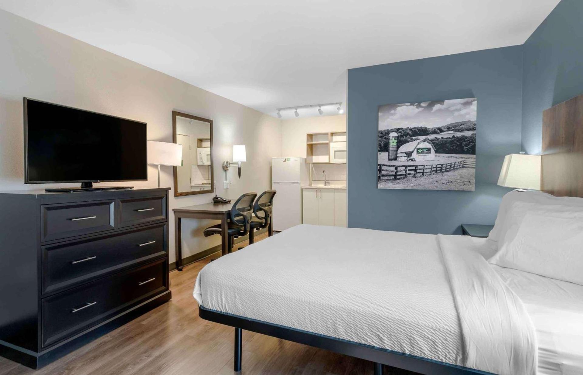 Extended Stay America Suites - San Francisco - San Mateo - SFO photo 10