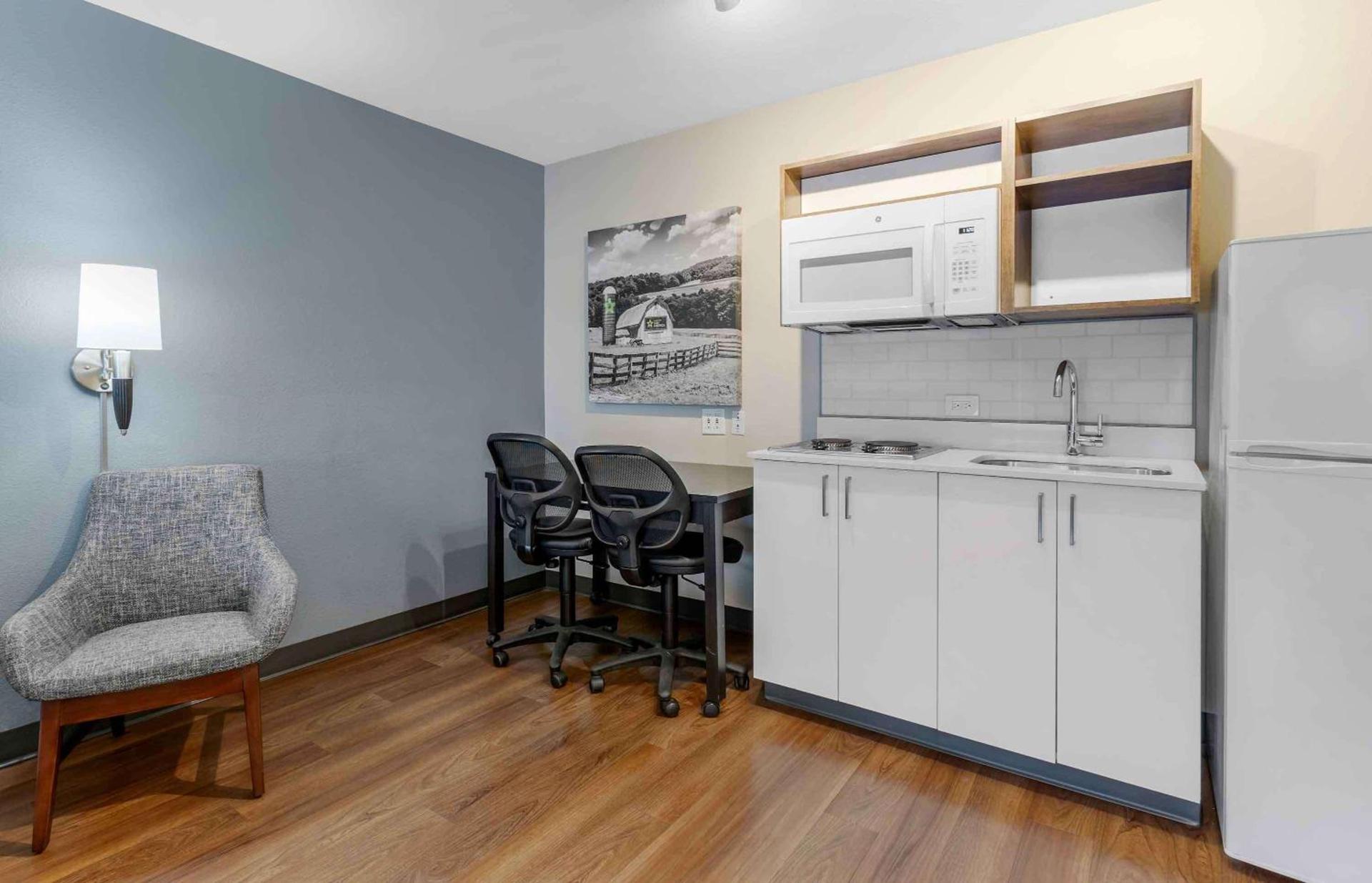 Extended Stay America Suites - San Francisco - San Mateo - SFO photo 24