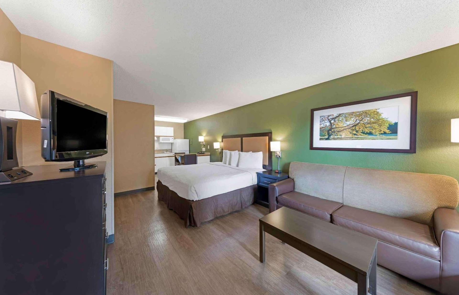 Extended Stay America Suites - Orange County - Brea photo 28