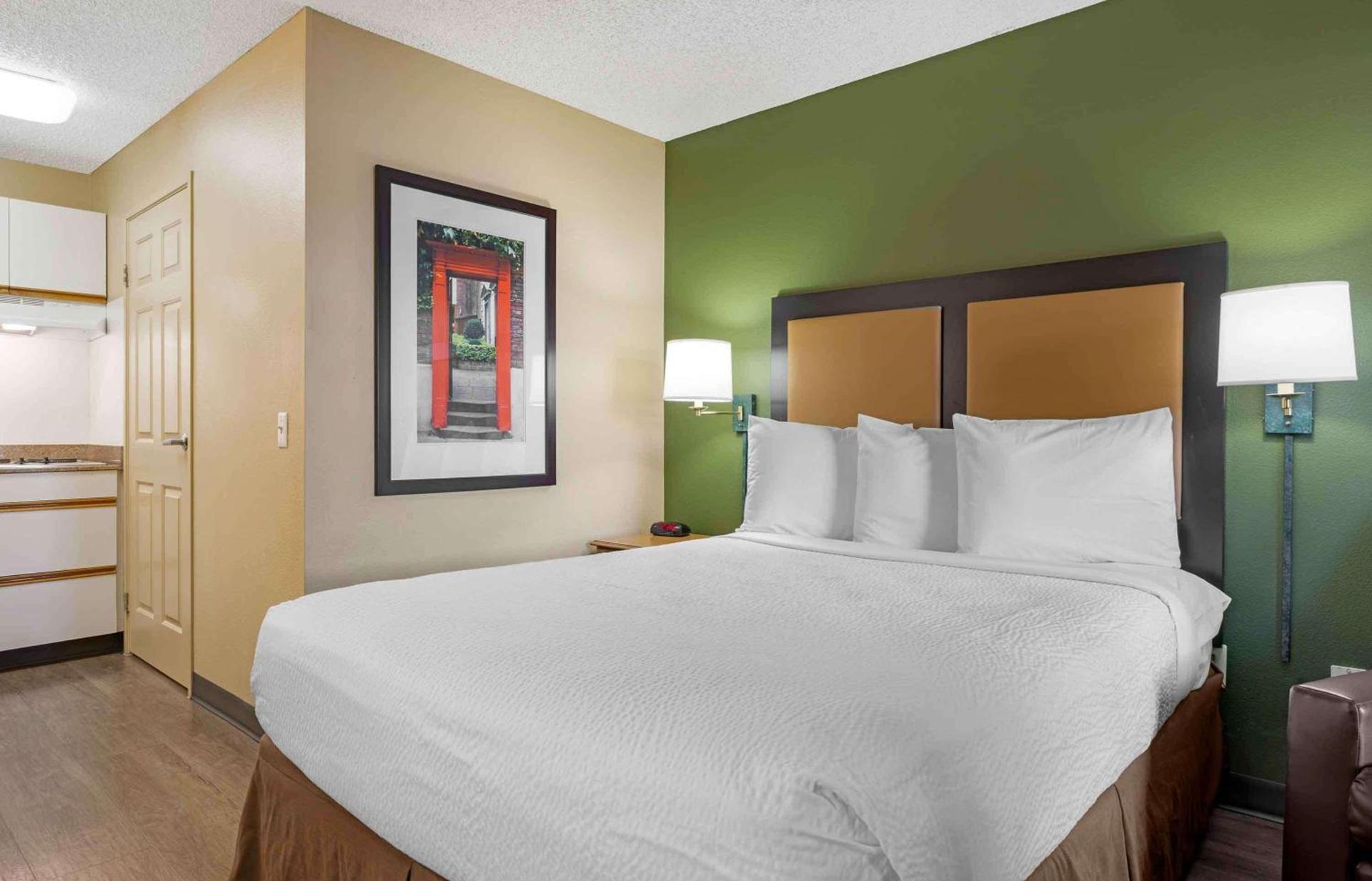 Extended Stay America Suites - San Diego - Fashion Valley photo 12