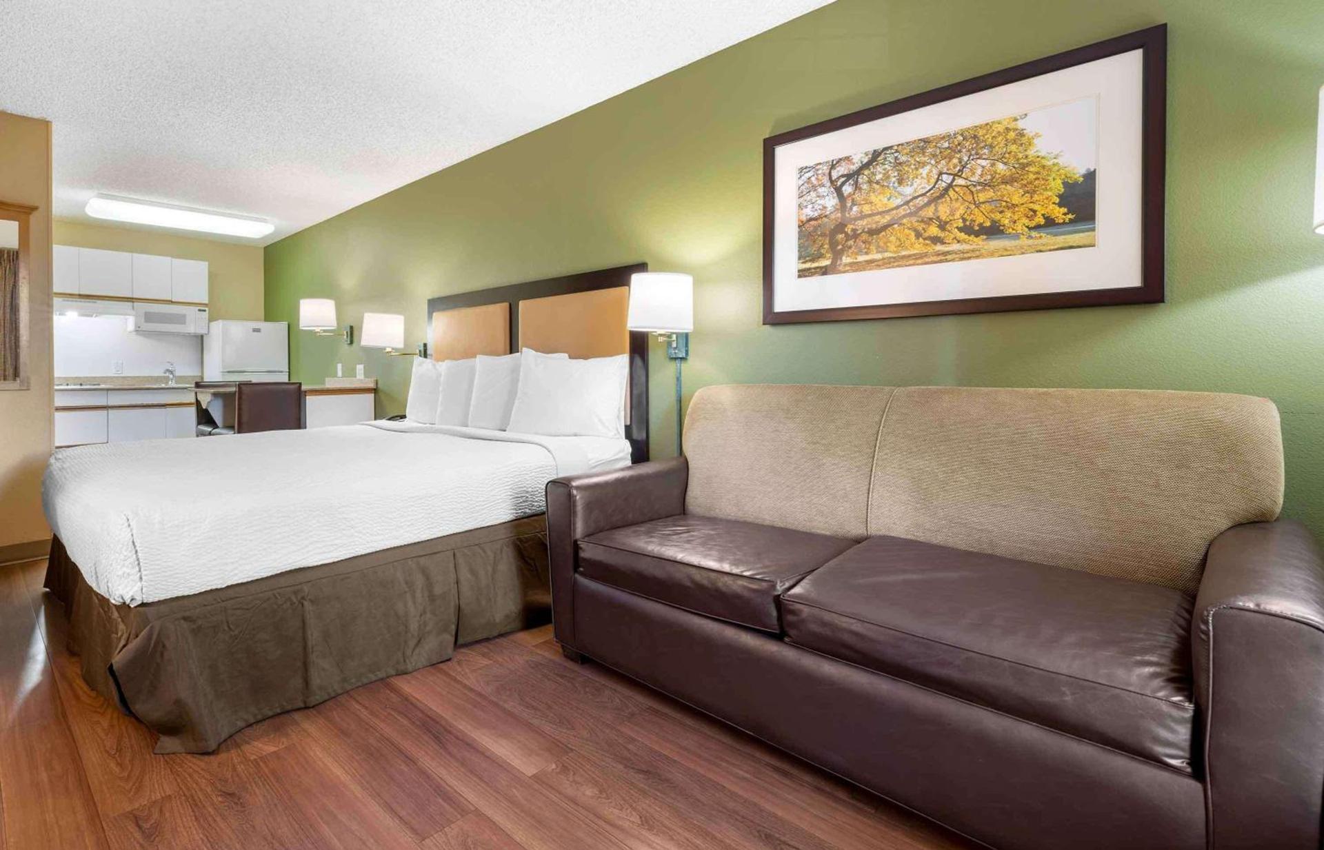 Extended Stay America Suites - San Diego - Fashion Valley photo 32
