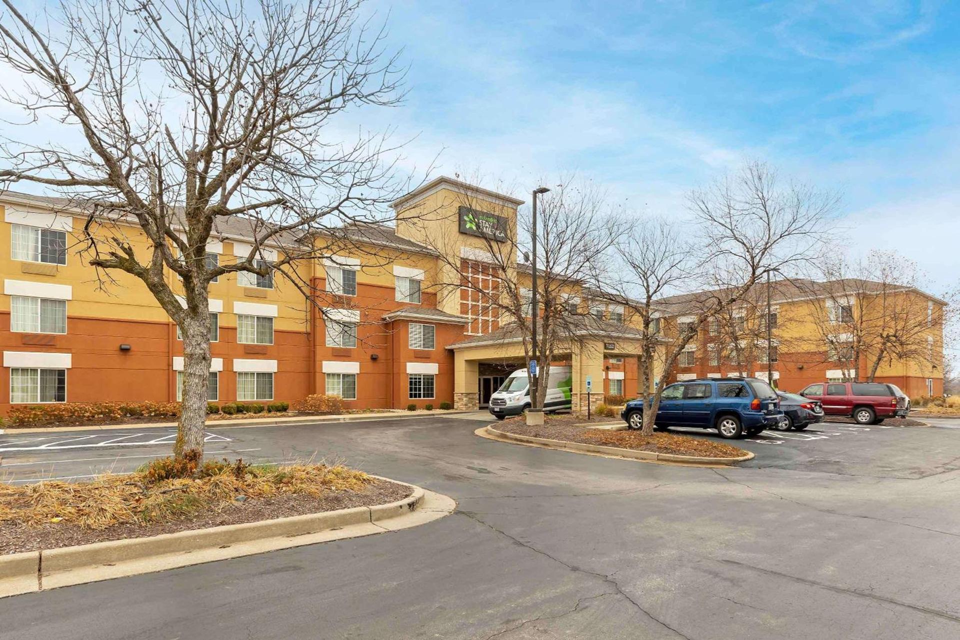 Extended Stay America Select Suites - St Louis - Airport - Central photo 3