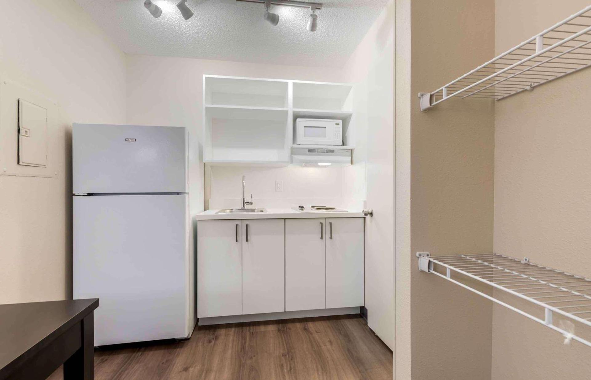Extended Stay America Suites - Dallas - Coit Road photo 49